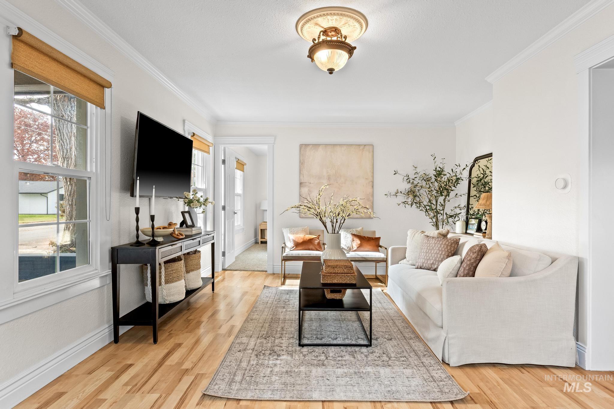 property viewer photo 4