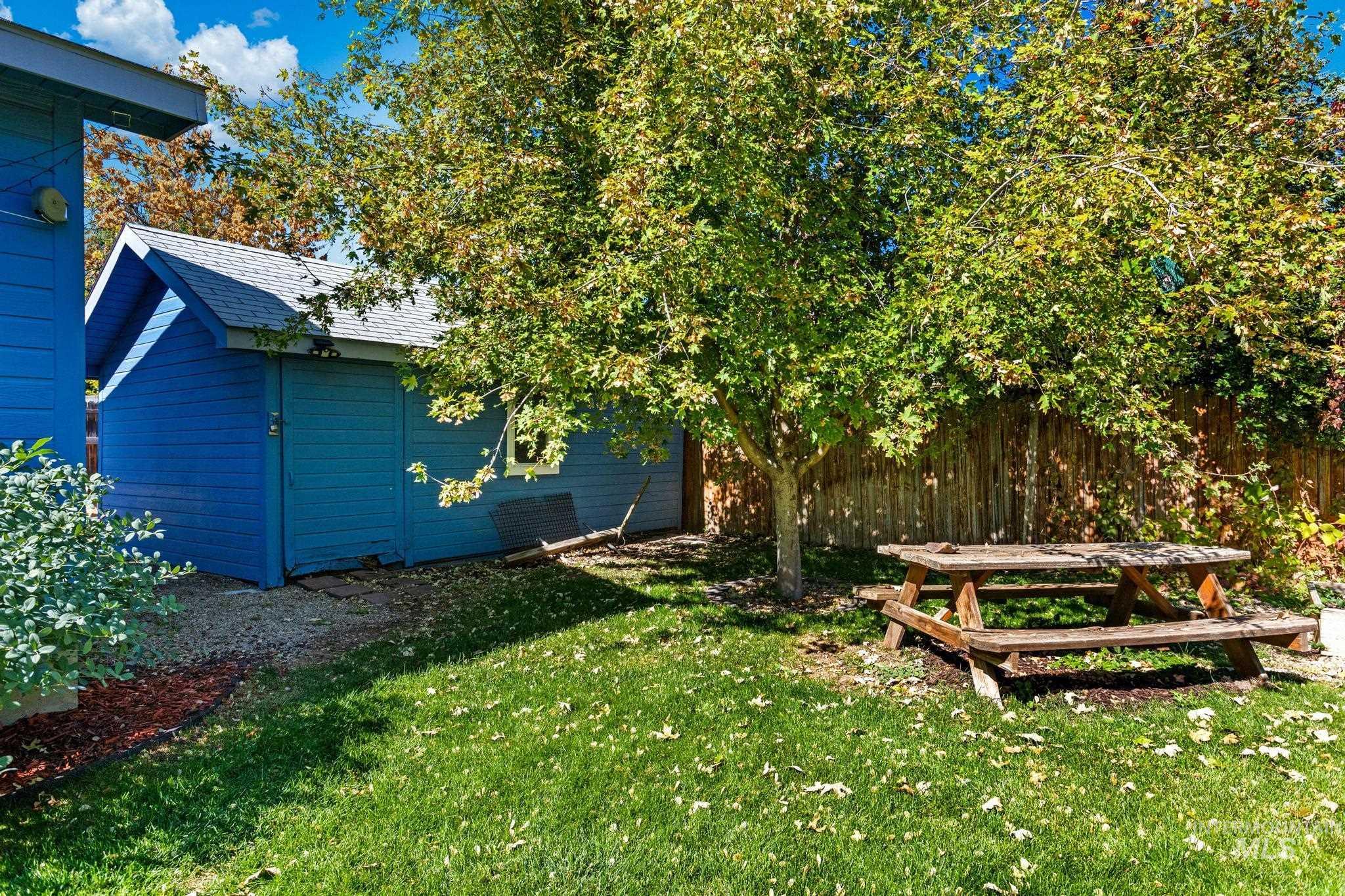 property viewer photo 41