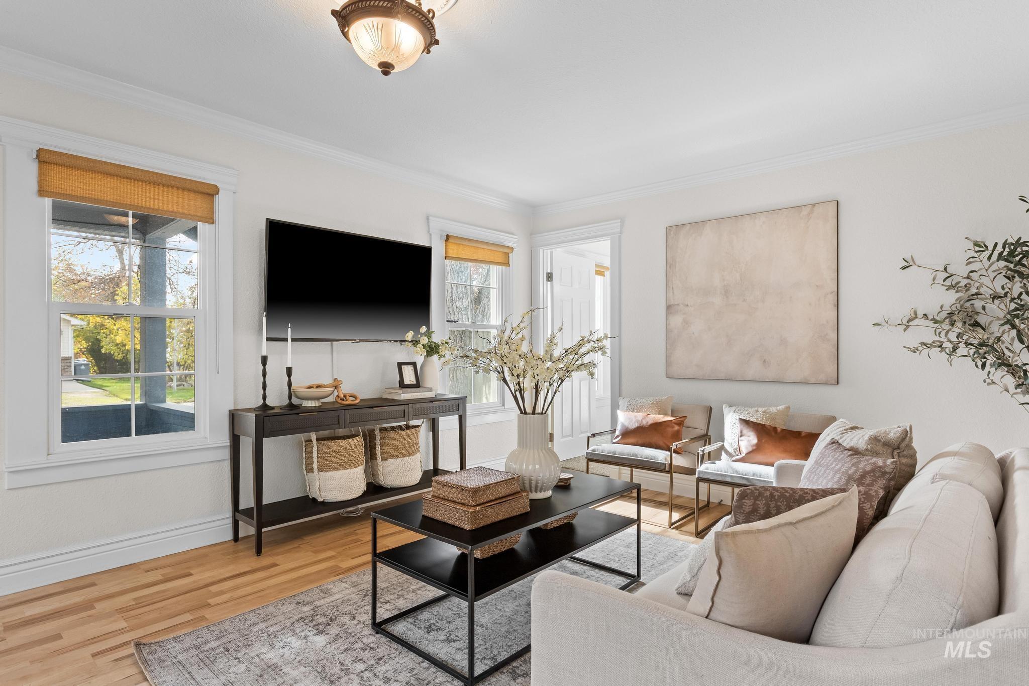 property viewer photo 5