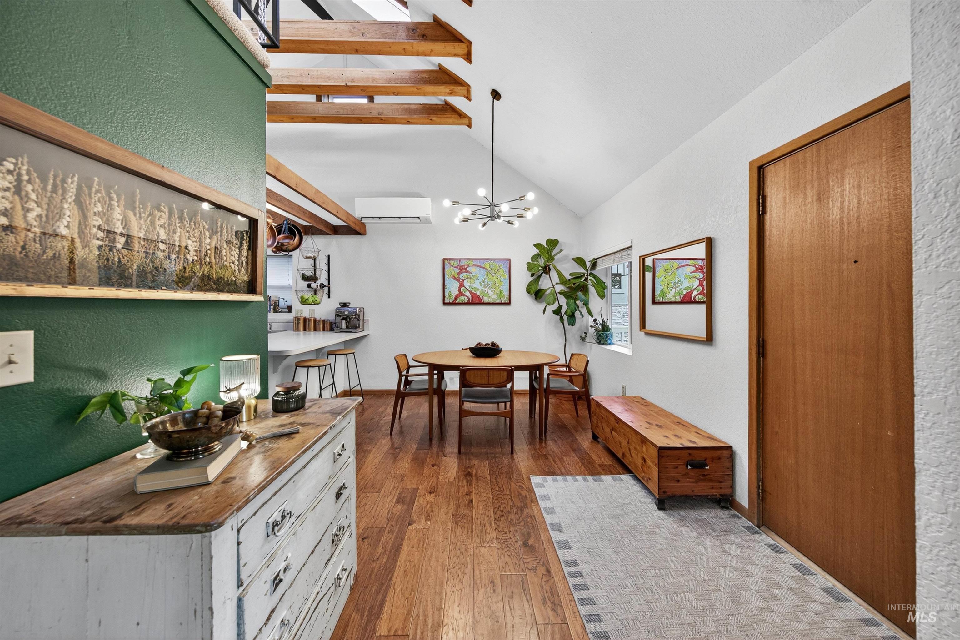 property viewer photo 13