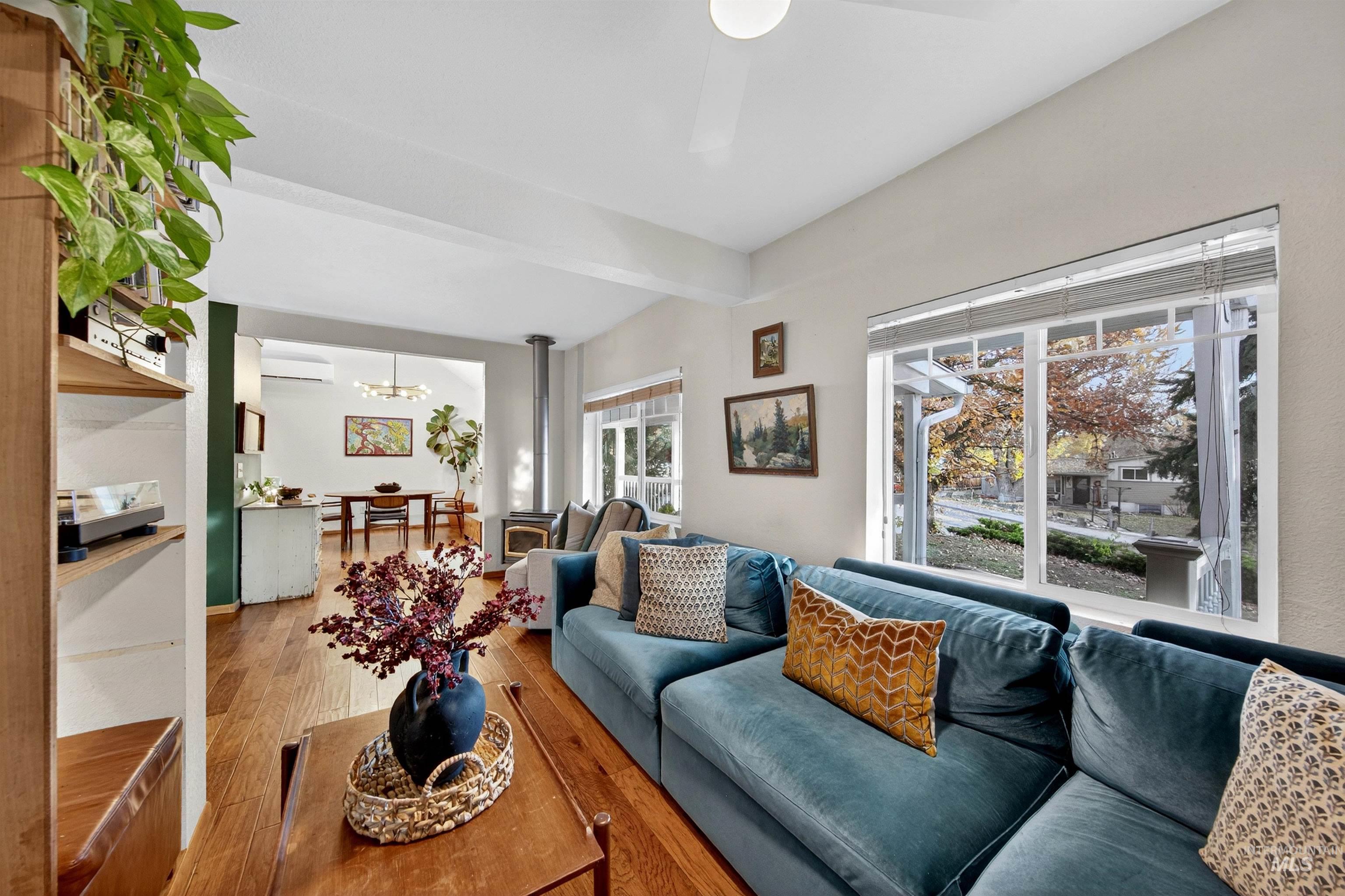 property viewer photo 15