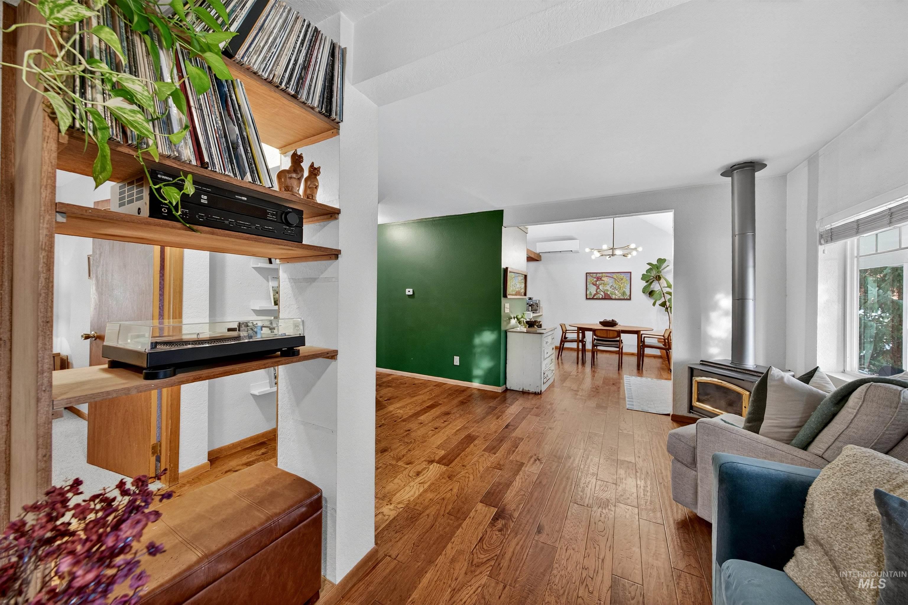 property viewer photo 17