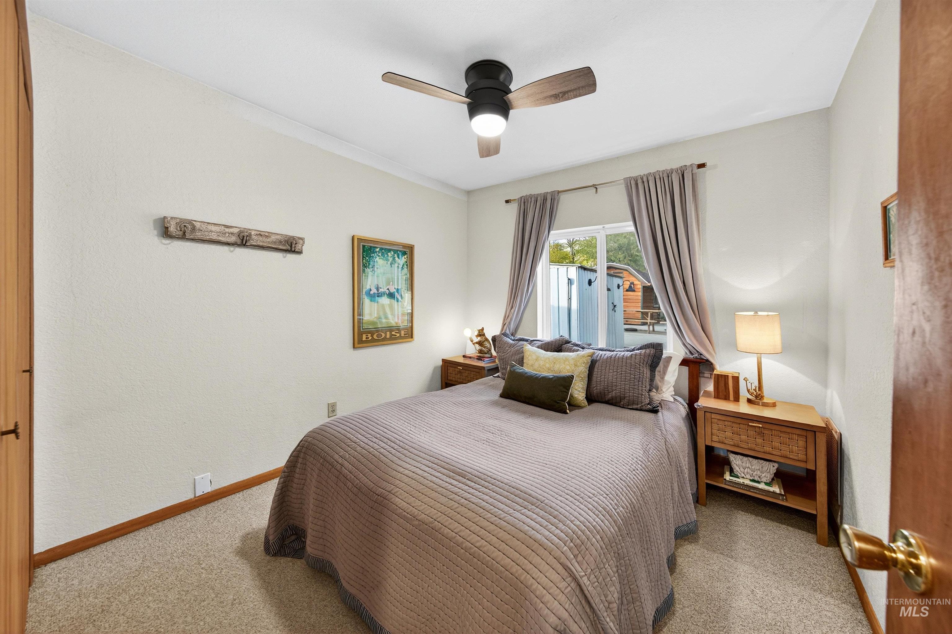 property viewer photo 19