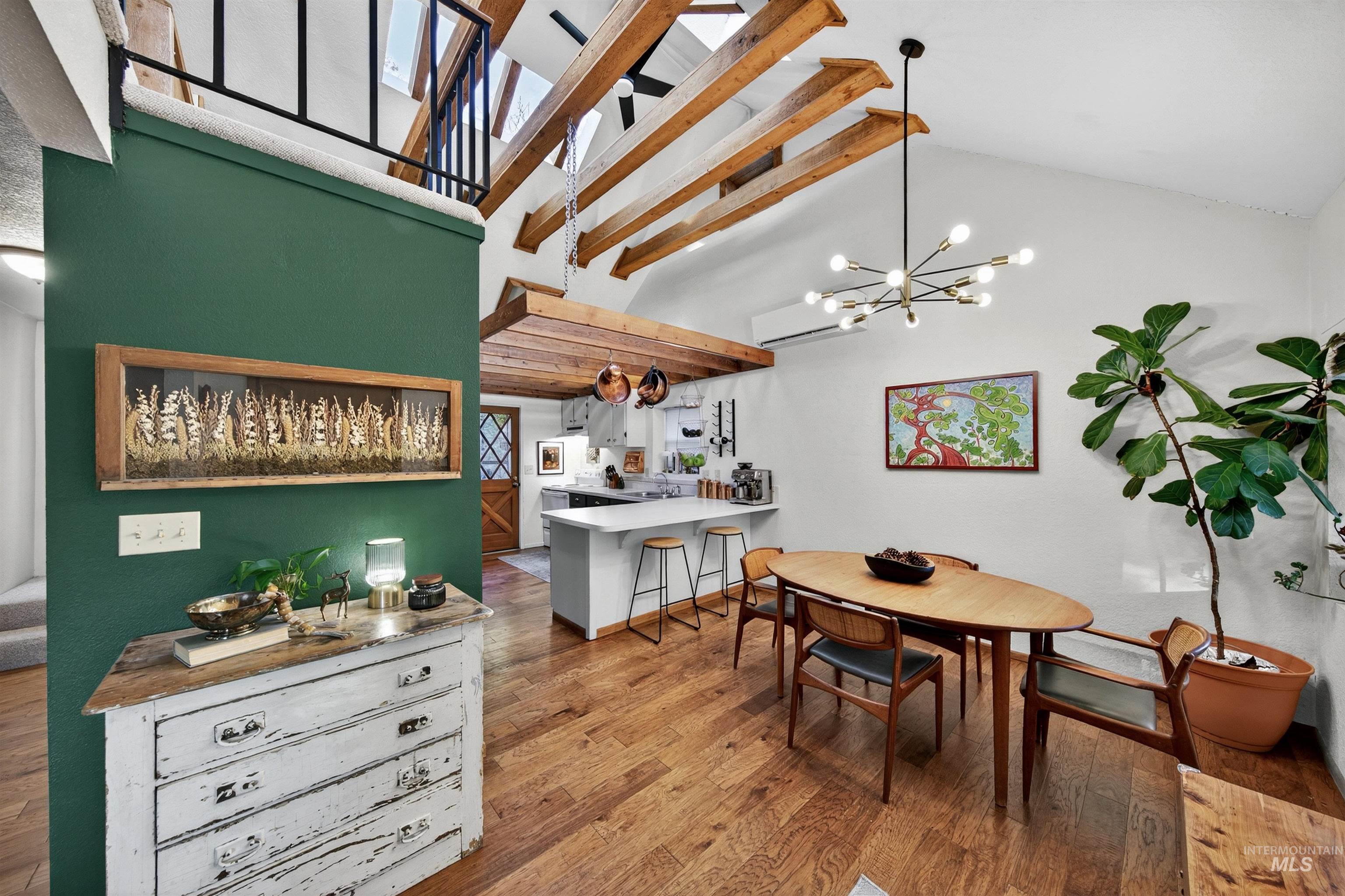 property viewer photo 2