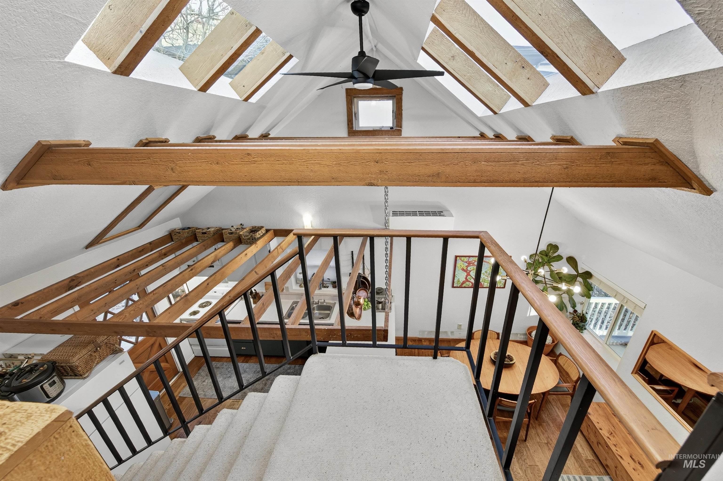 property viewer photo 23