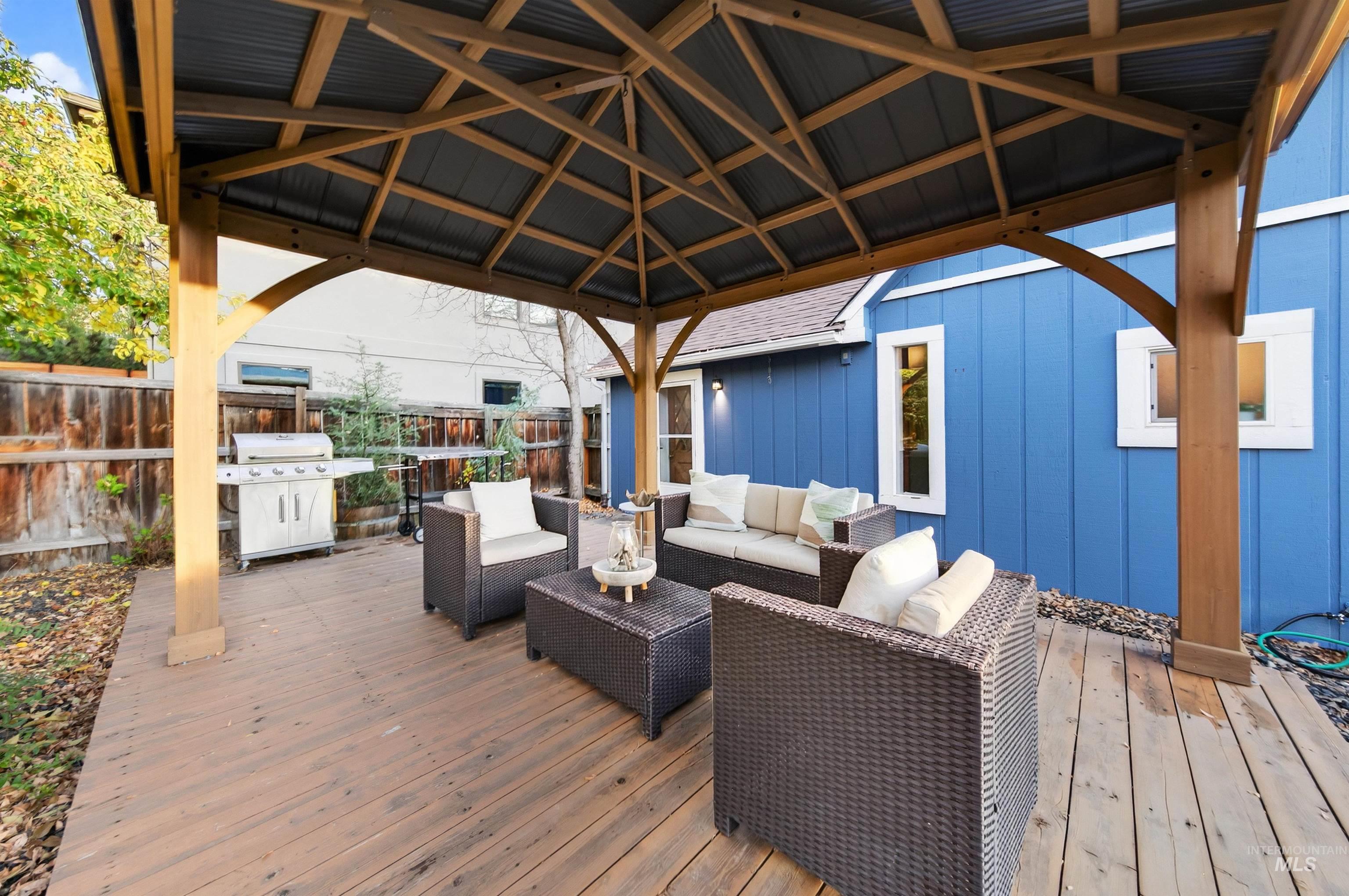 property viewer photo 31