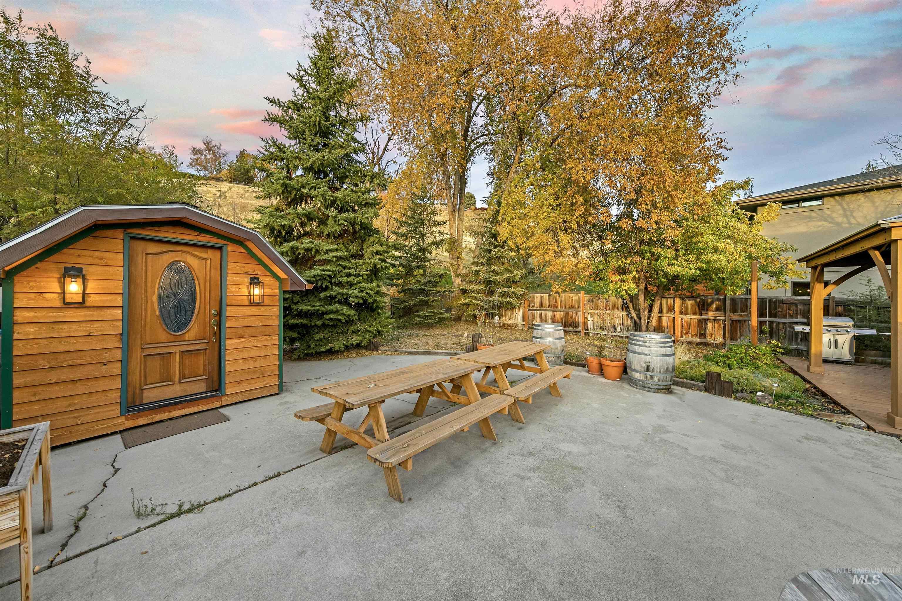 property viewer photo 32