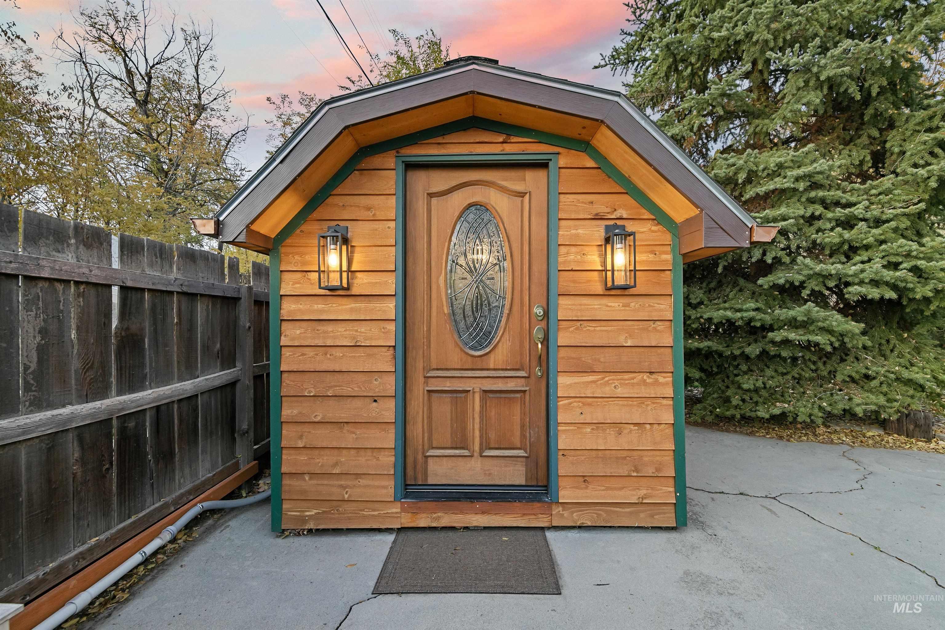 property viewer photo 36