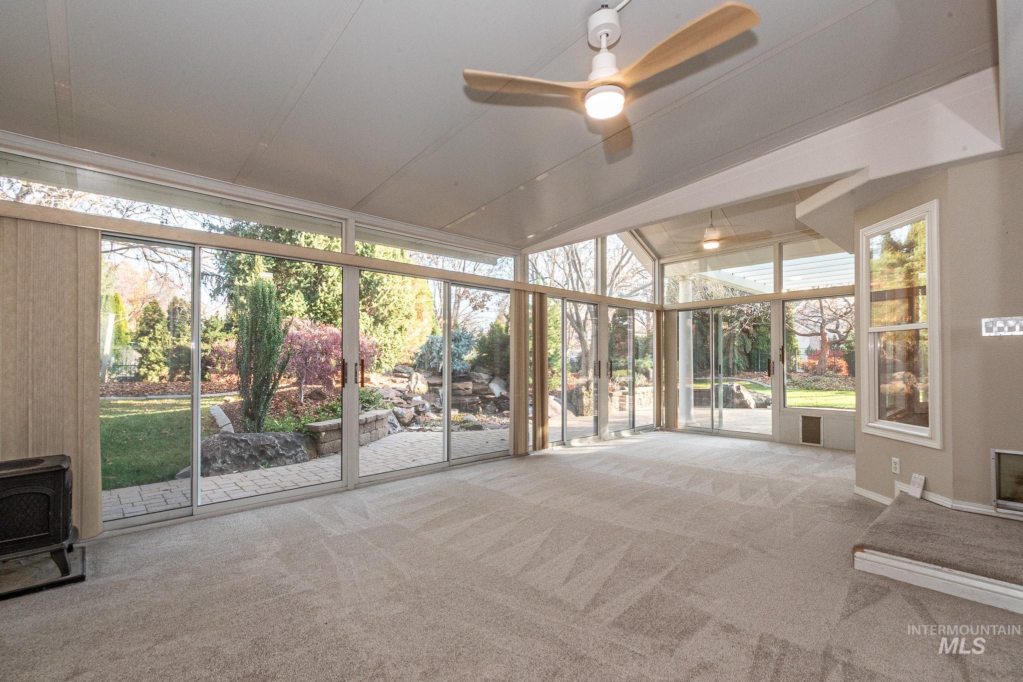 property viewer photo 10