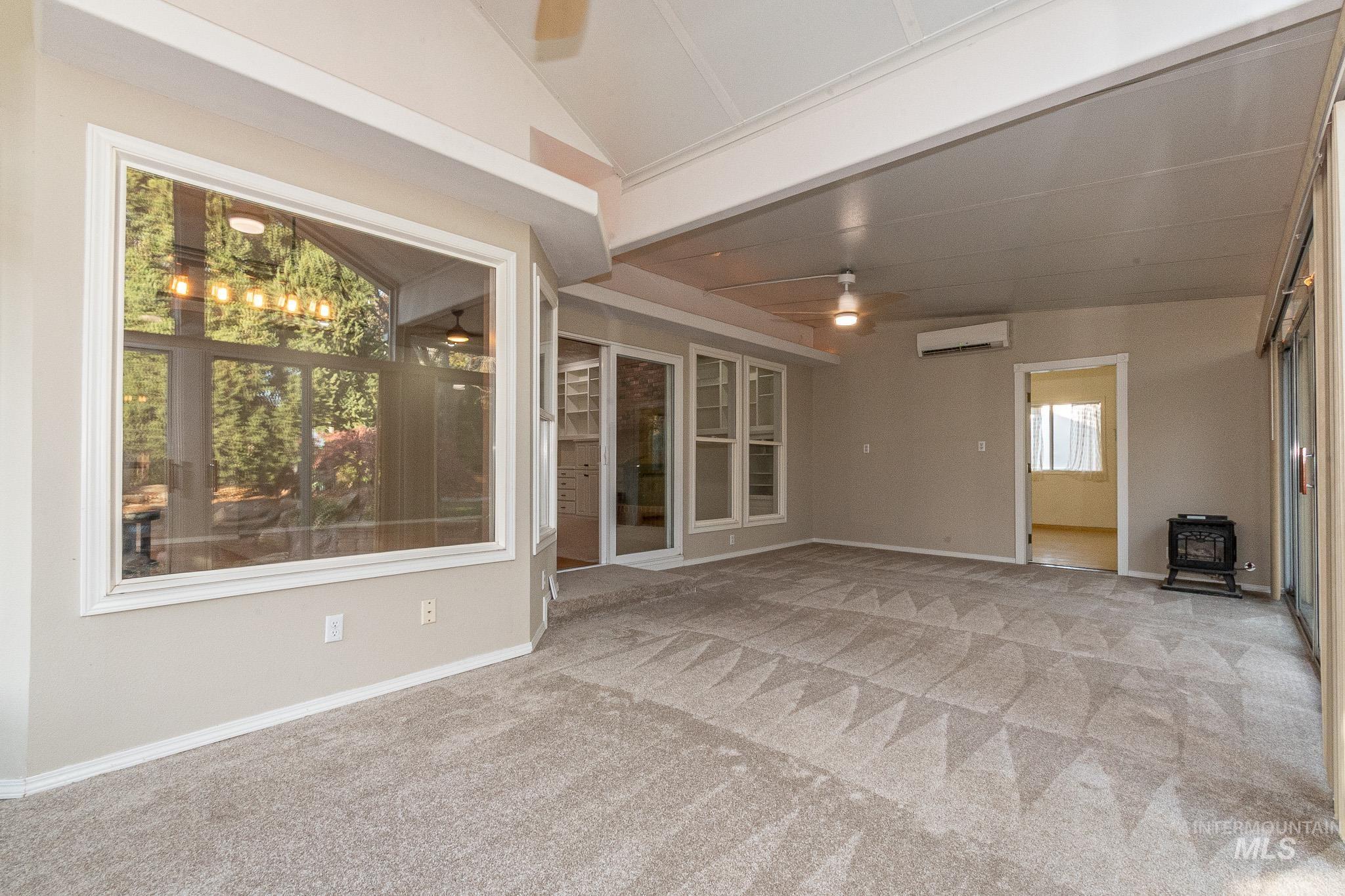 property viewer photo 13
