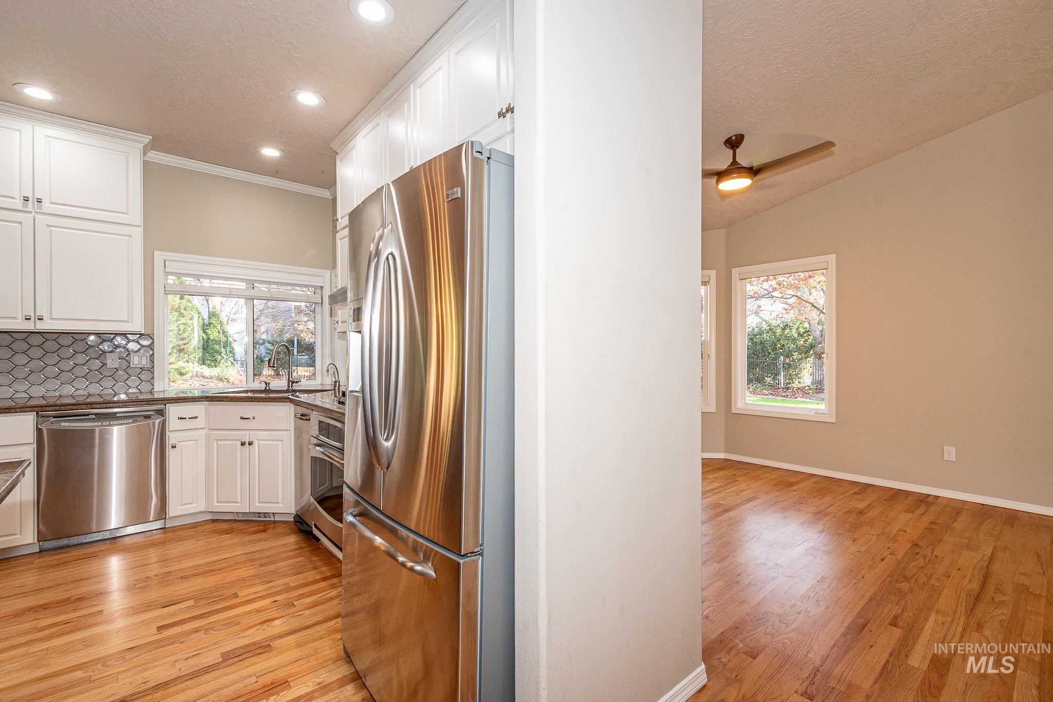 property viewer photo 22