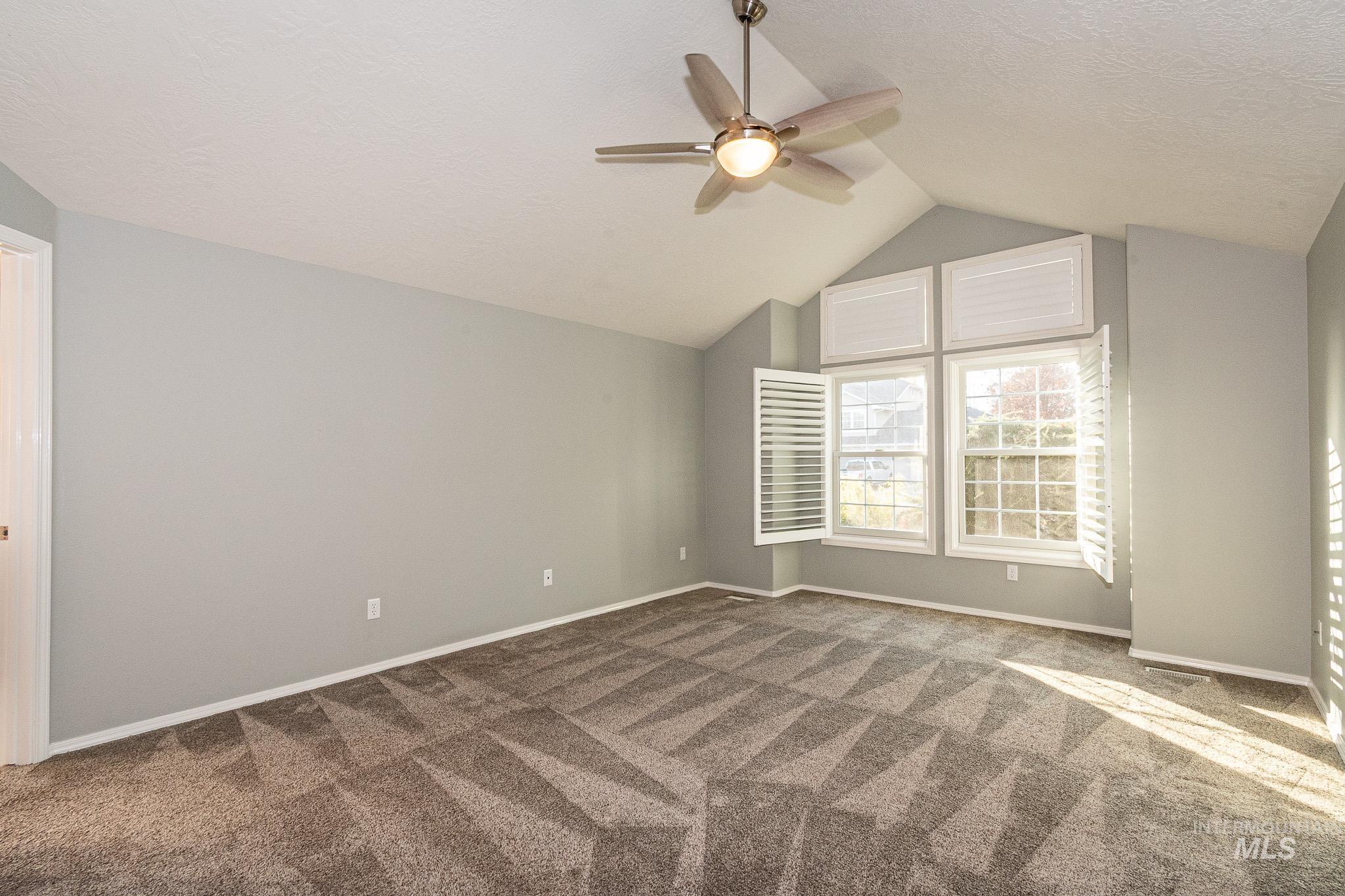 property viewer photo 27