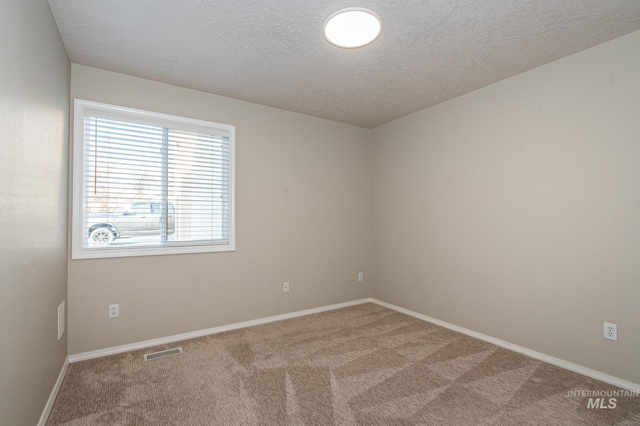 property viewer photo 38