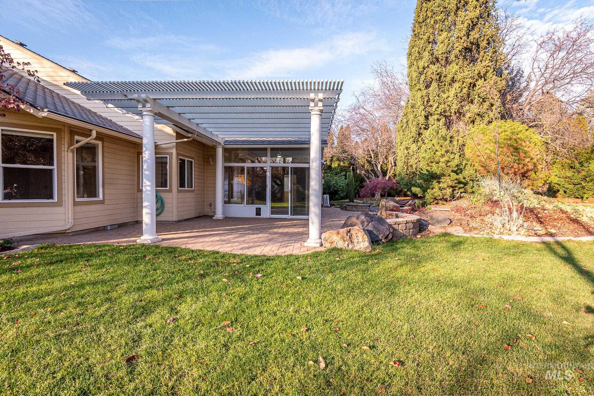 property viewer photo 40