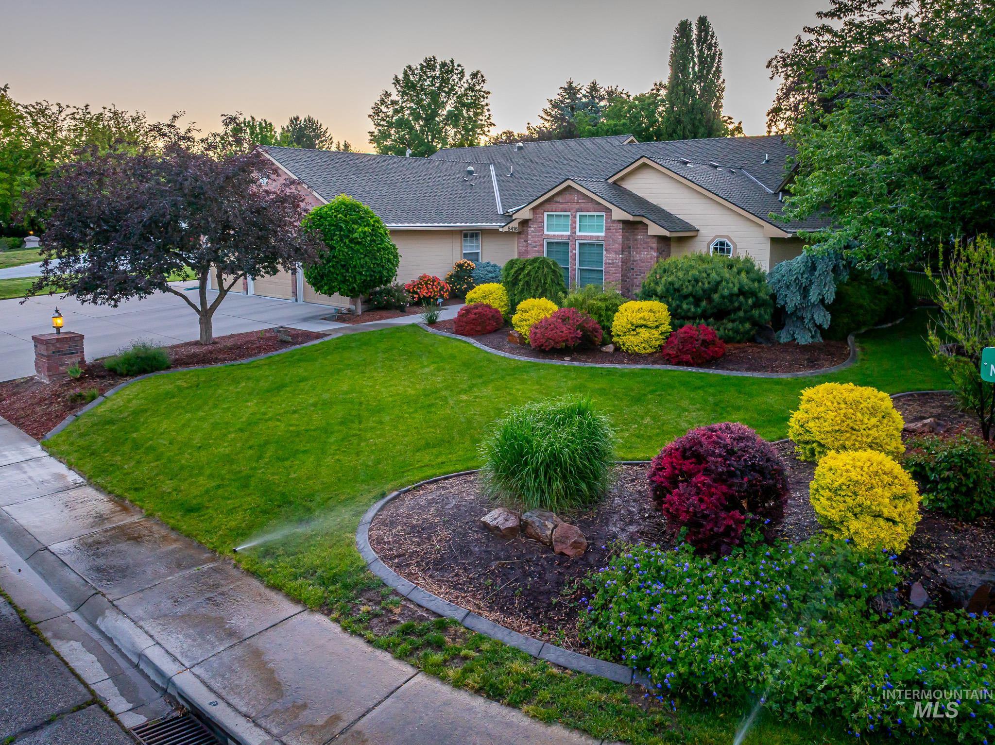 property viewer photo 45