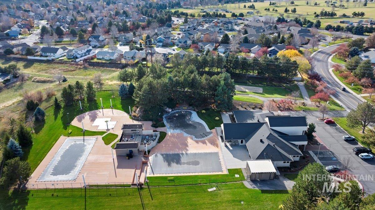 property viewer photo 32