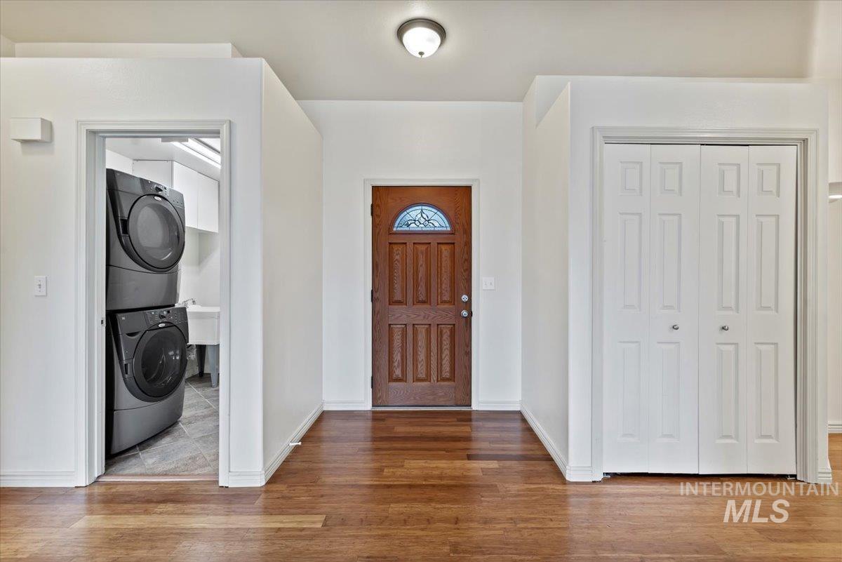 property viewer photo 4