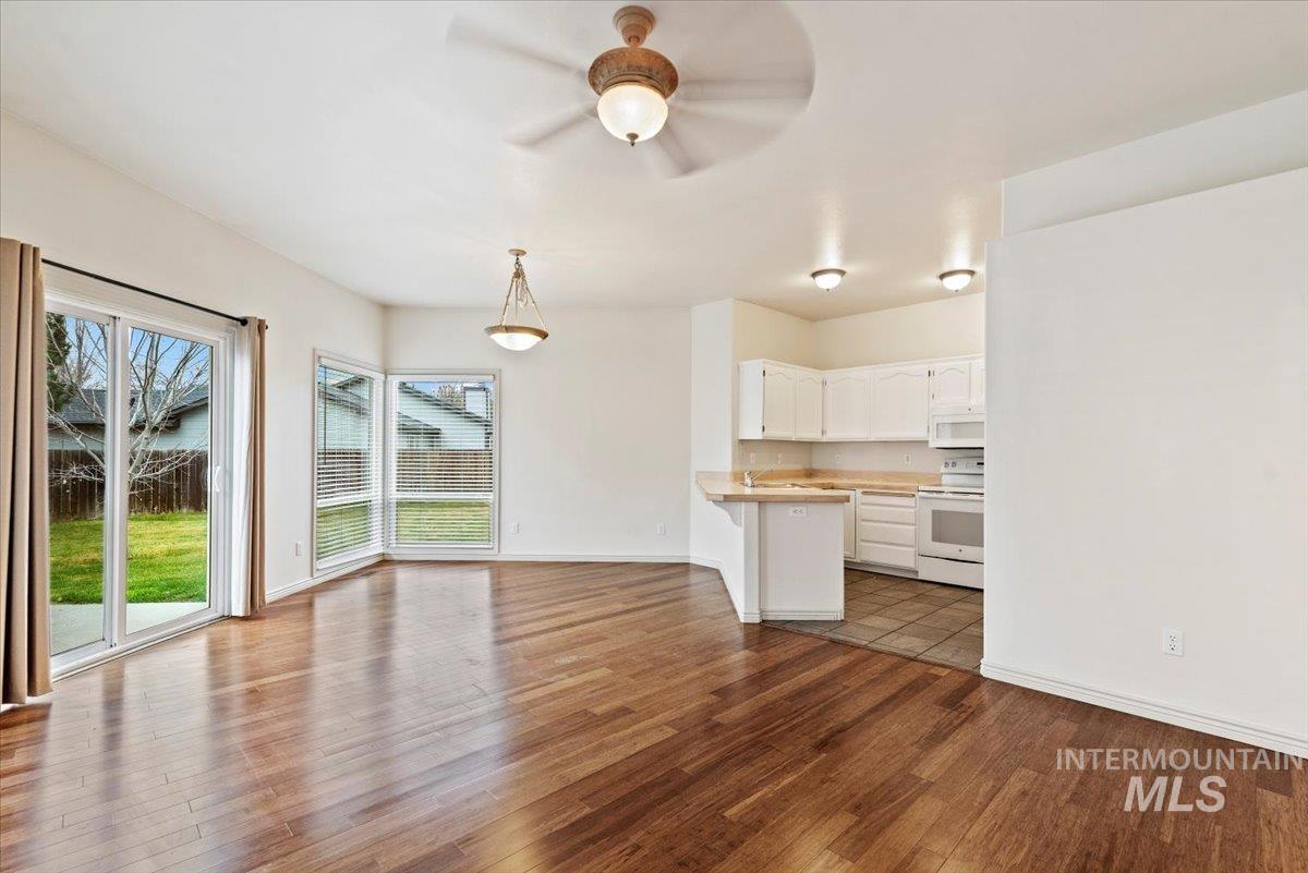 property viewer photo 6