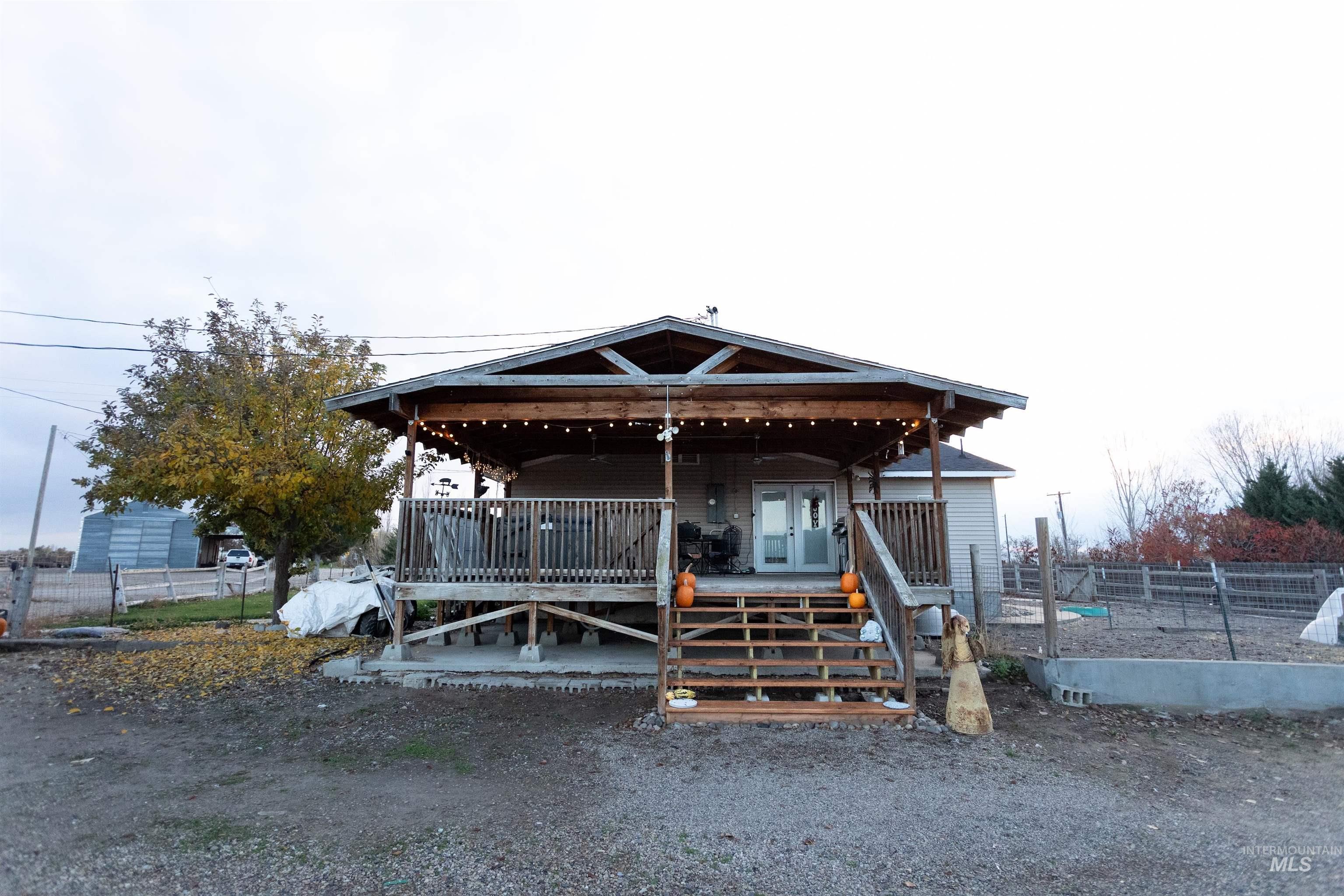 main property photo 26