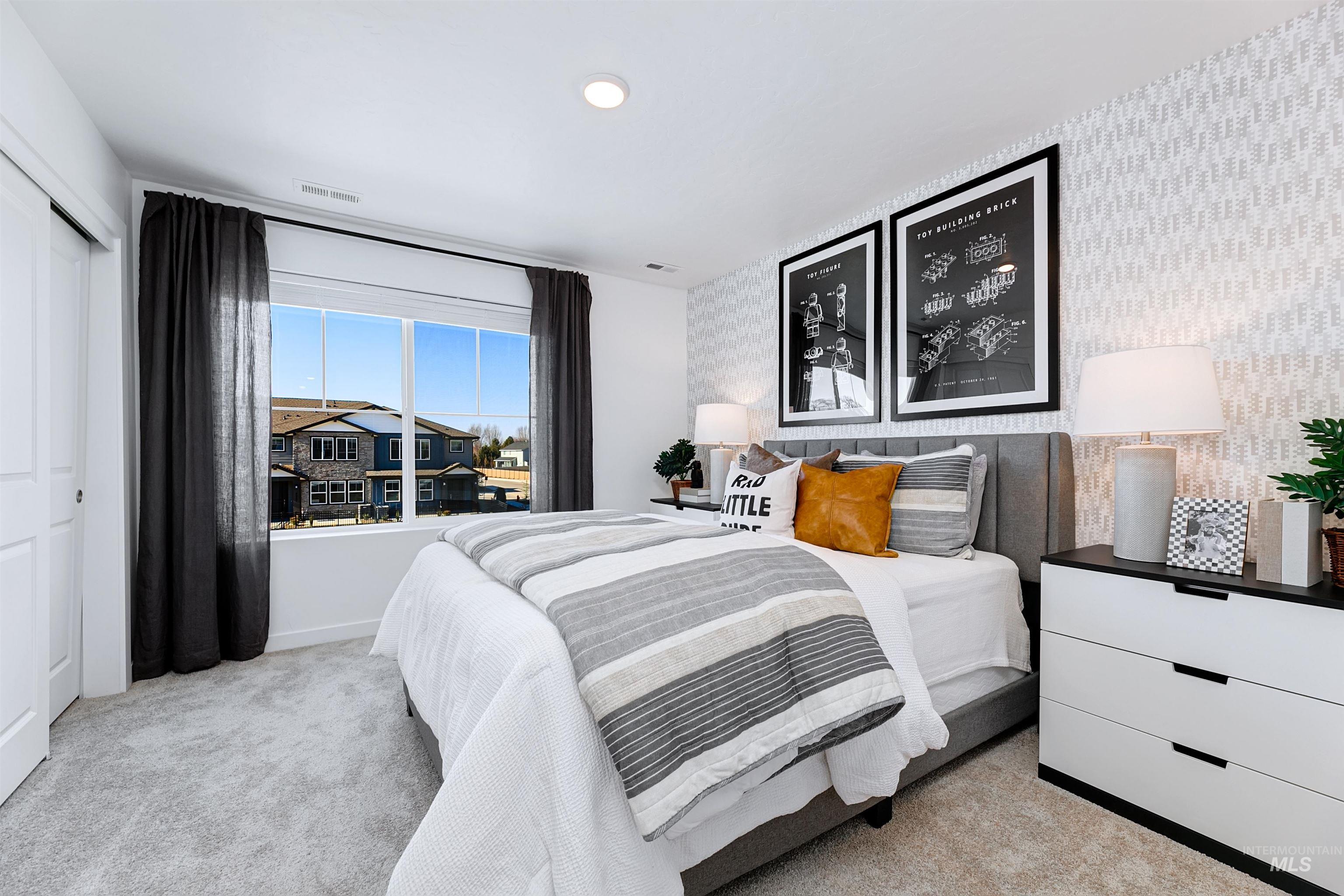 property viewer photo 16