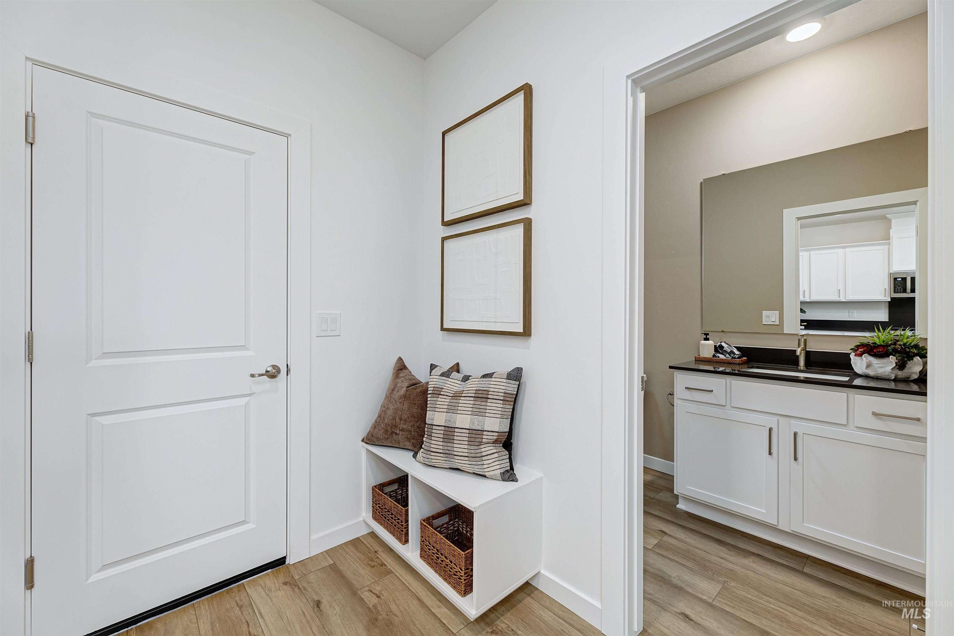 property viewer photo 5