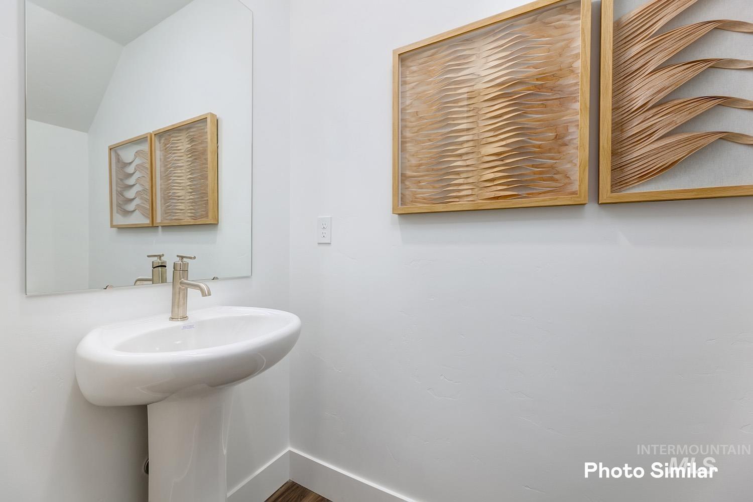 property viewer photo 15