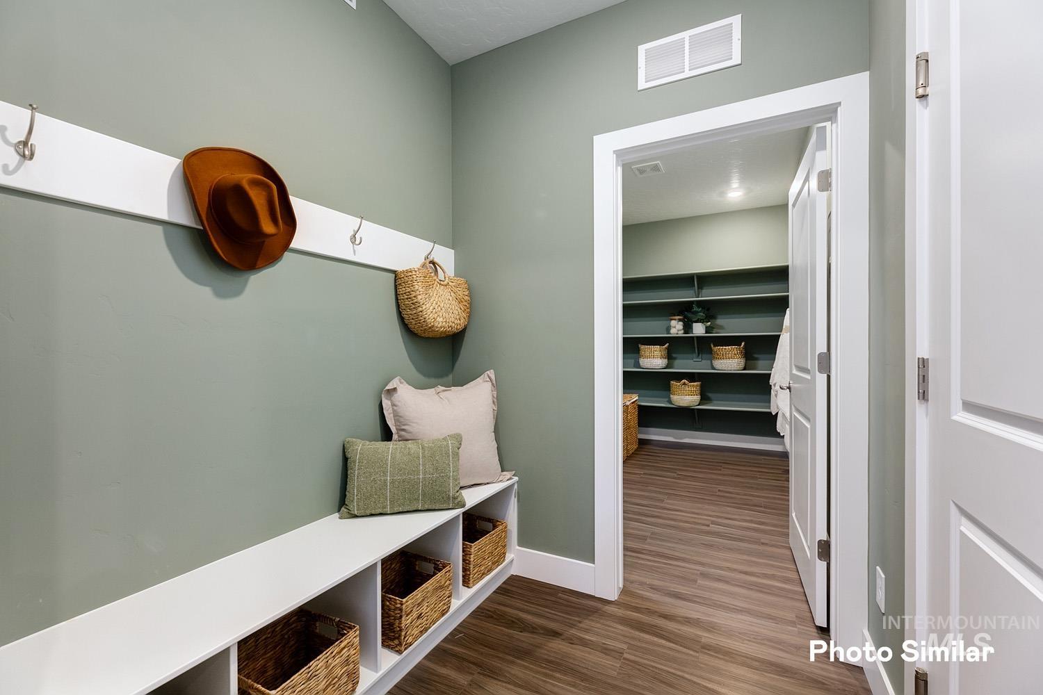 property viewer photo 16