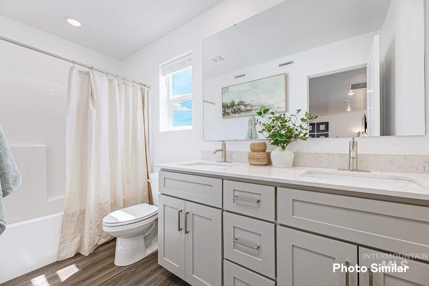property viewer photo 21