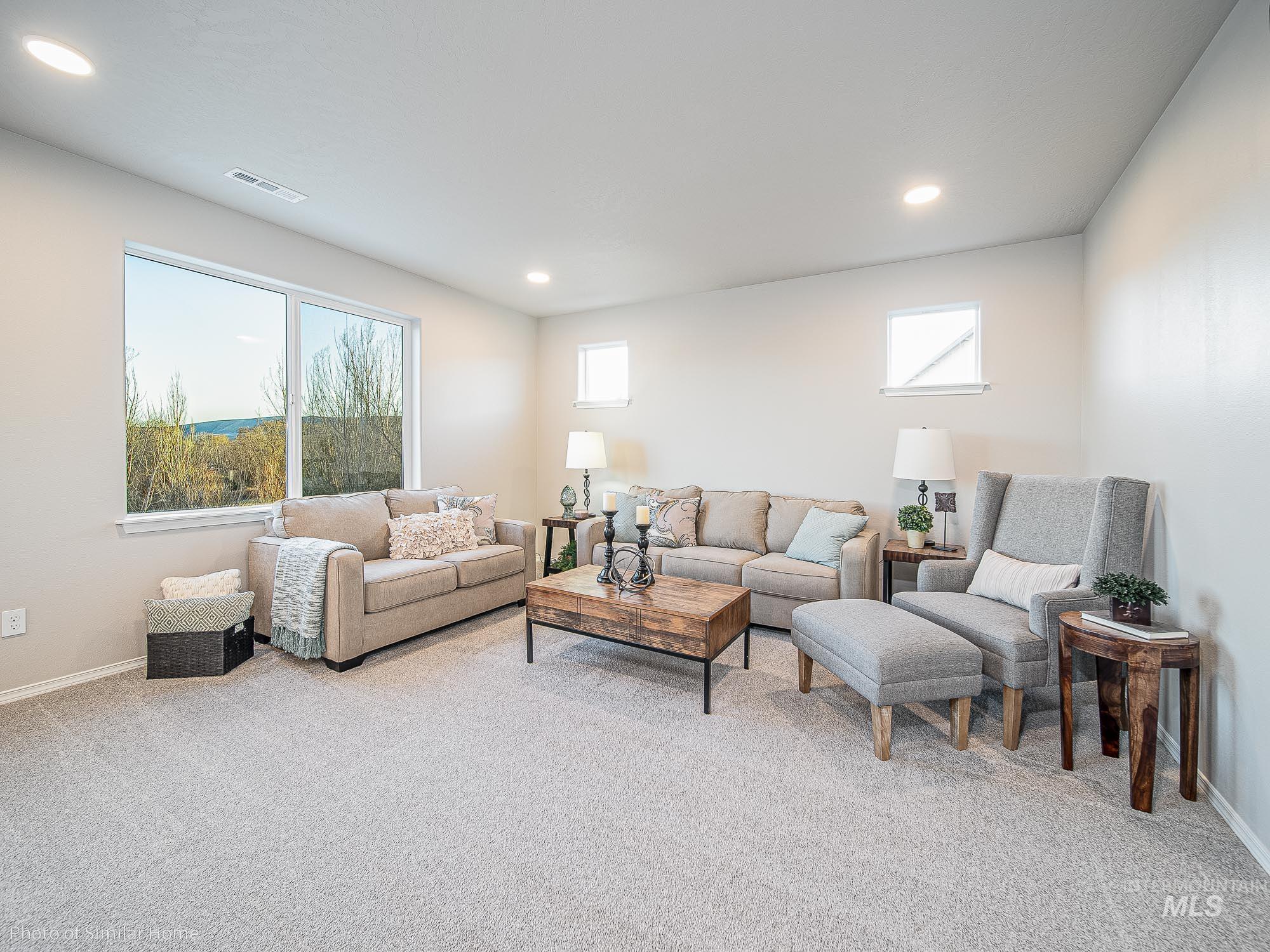 property viewer photo 4