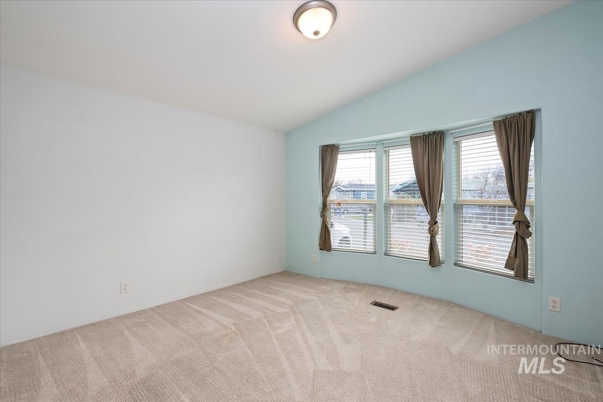 property viewer photo 13