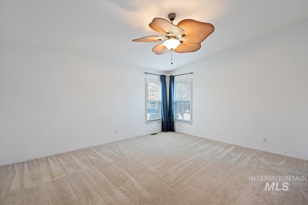 property viewer photo 19
