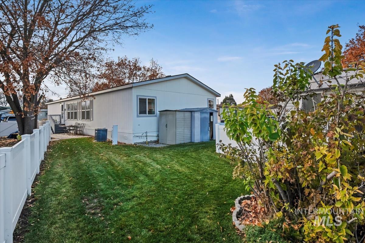 property viewer photo 2