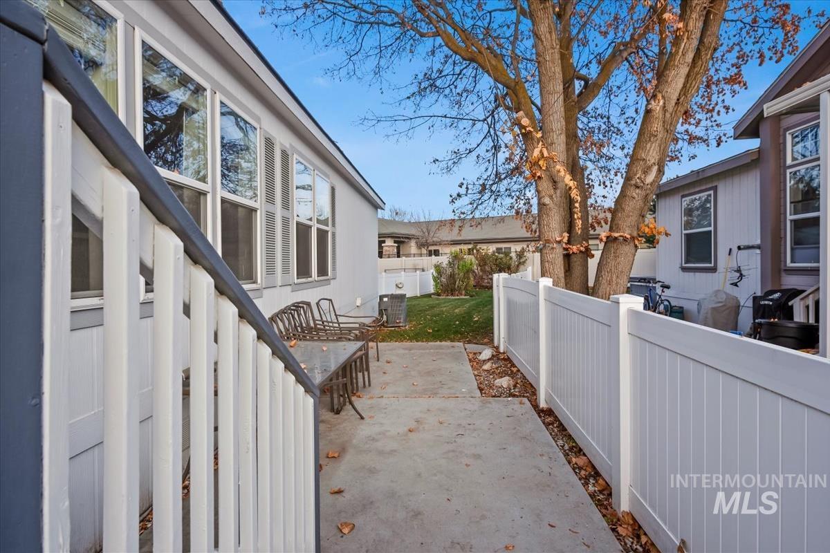 property viewer photo 28
