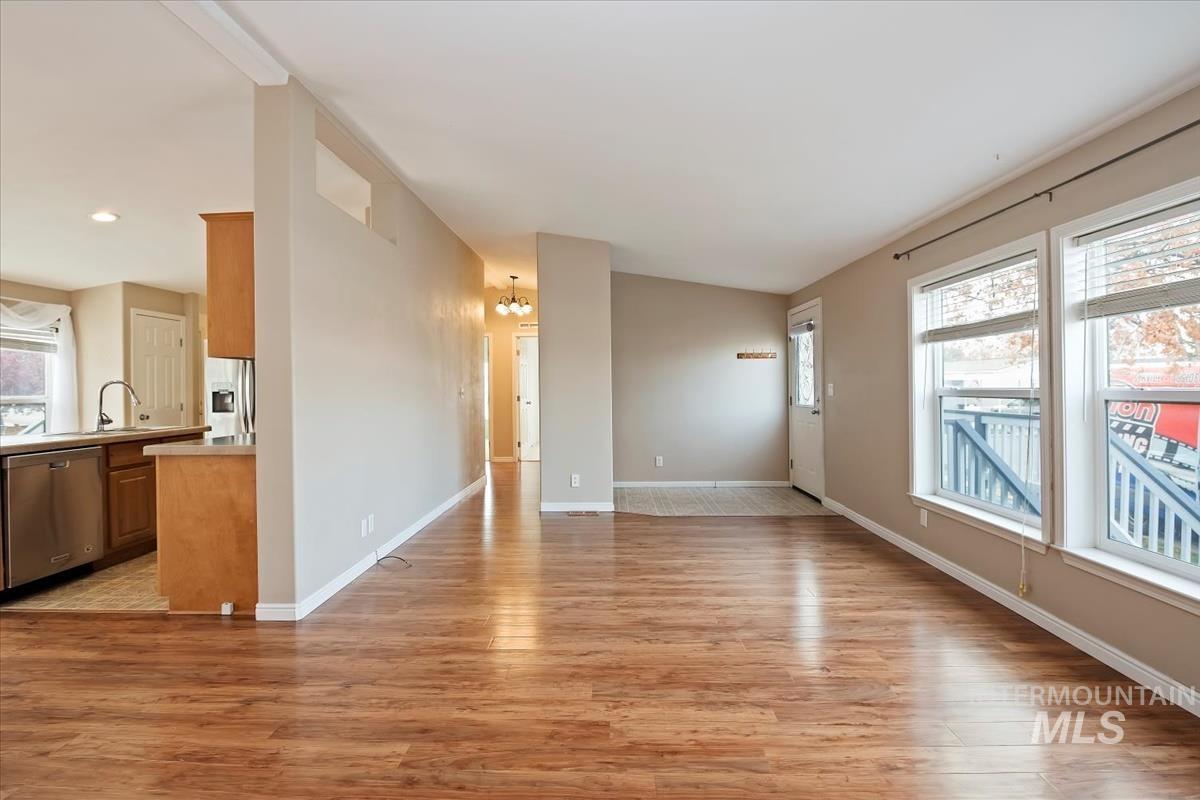 property viewer photo 4