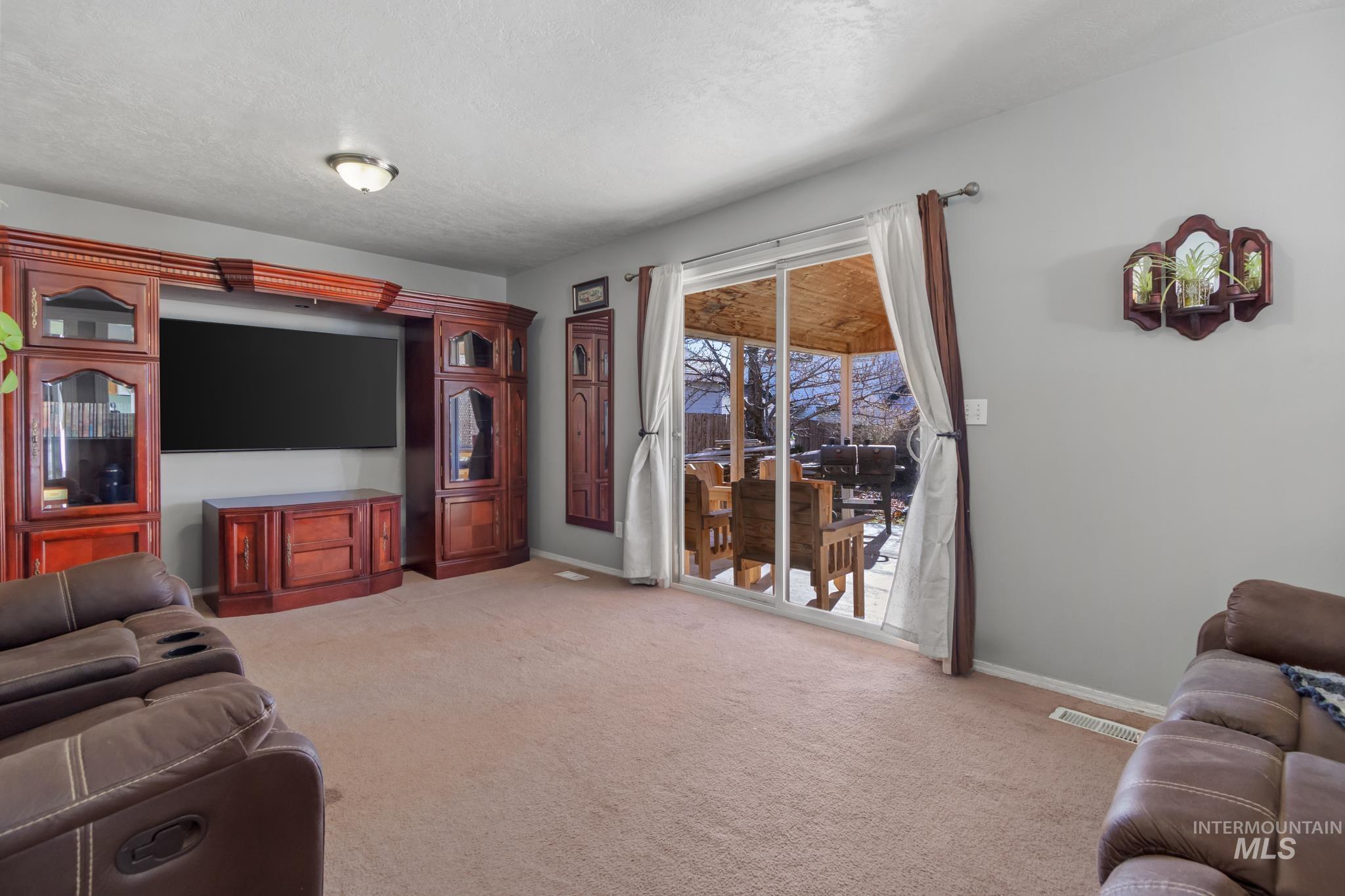 property viewer photo 14