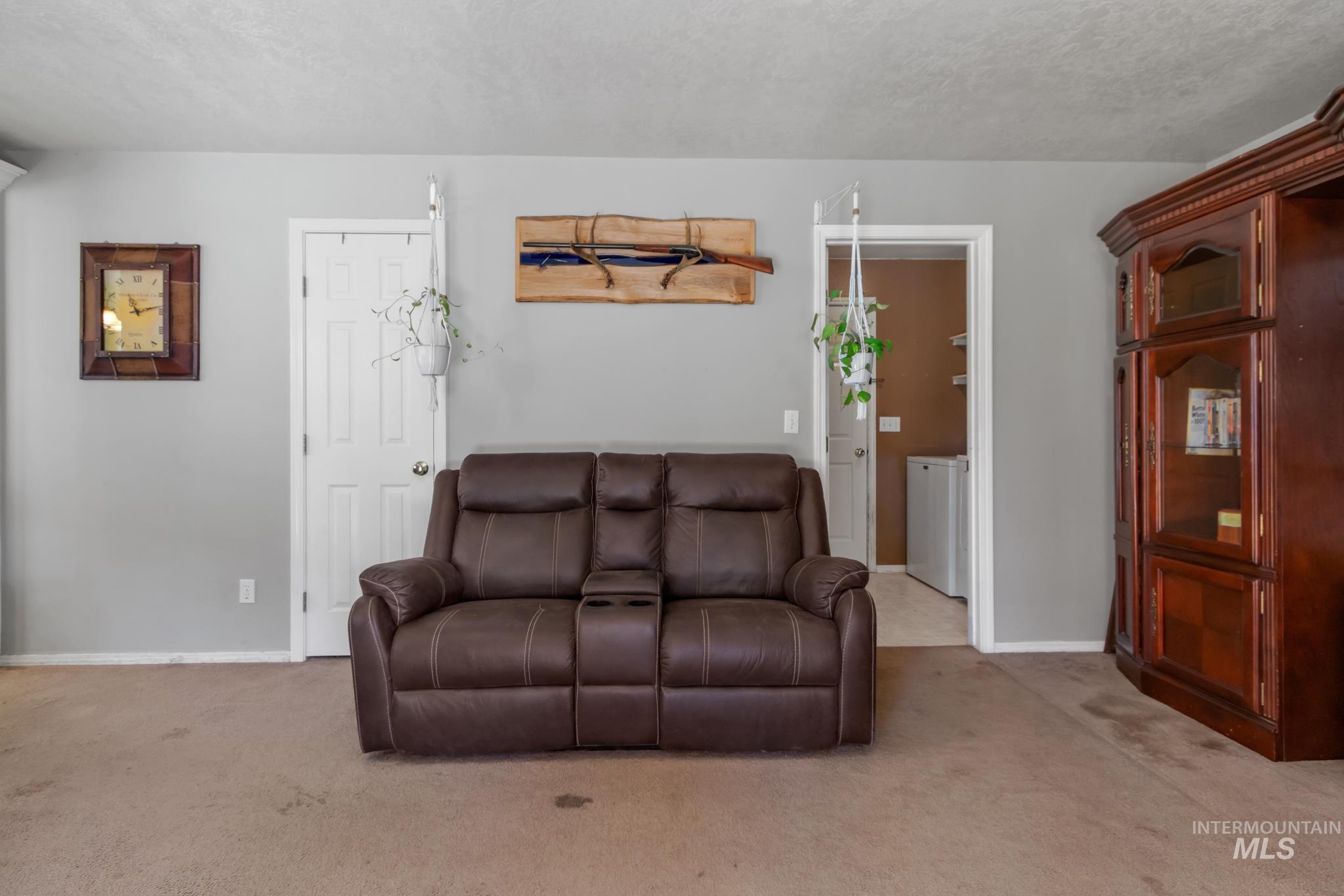 property viewer photo 15