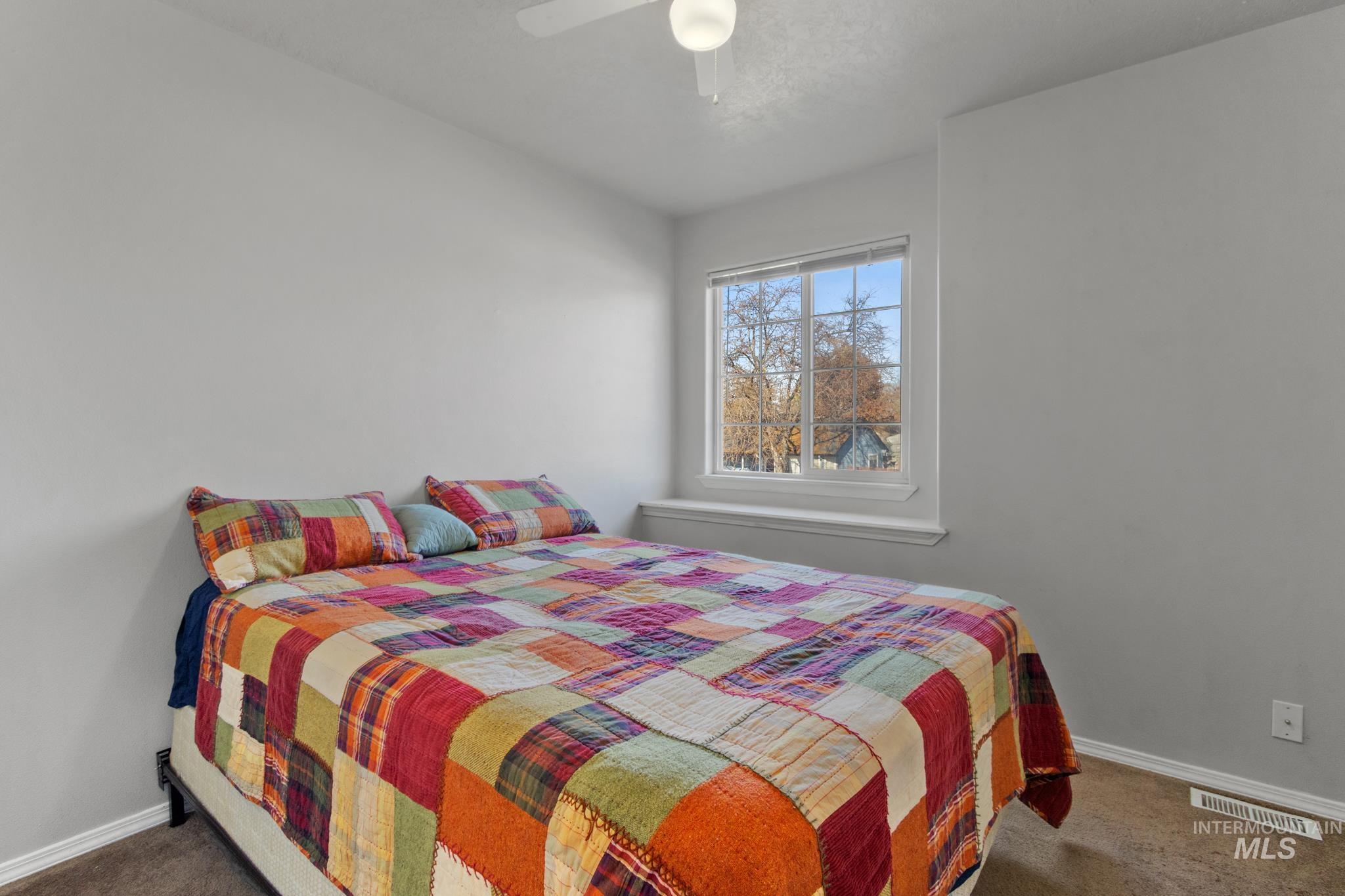property viewer photo 27