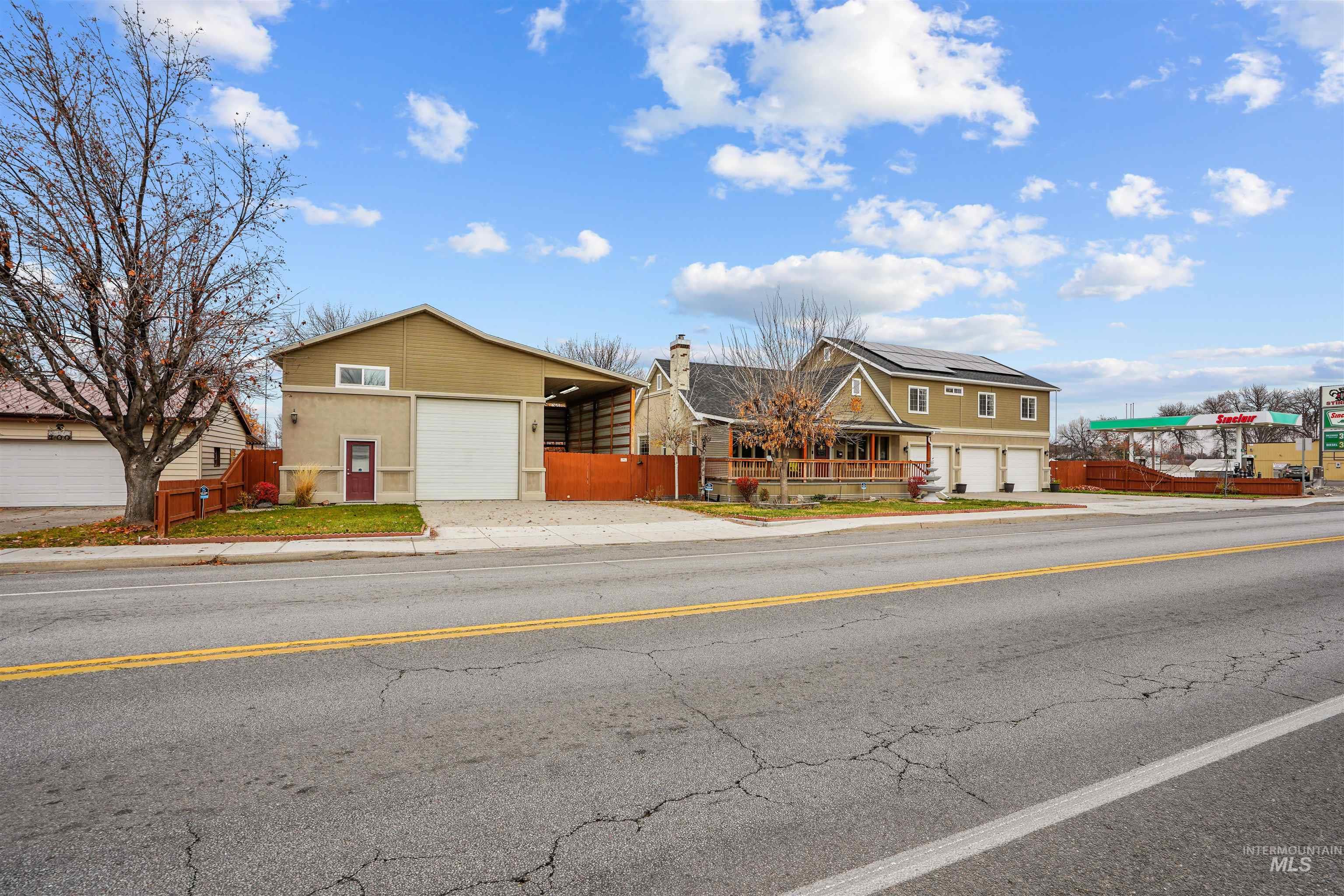main property photo 38