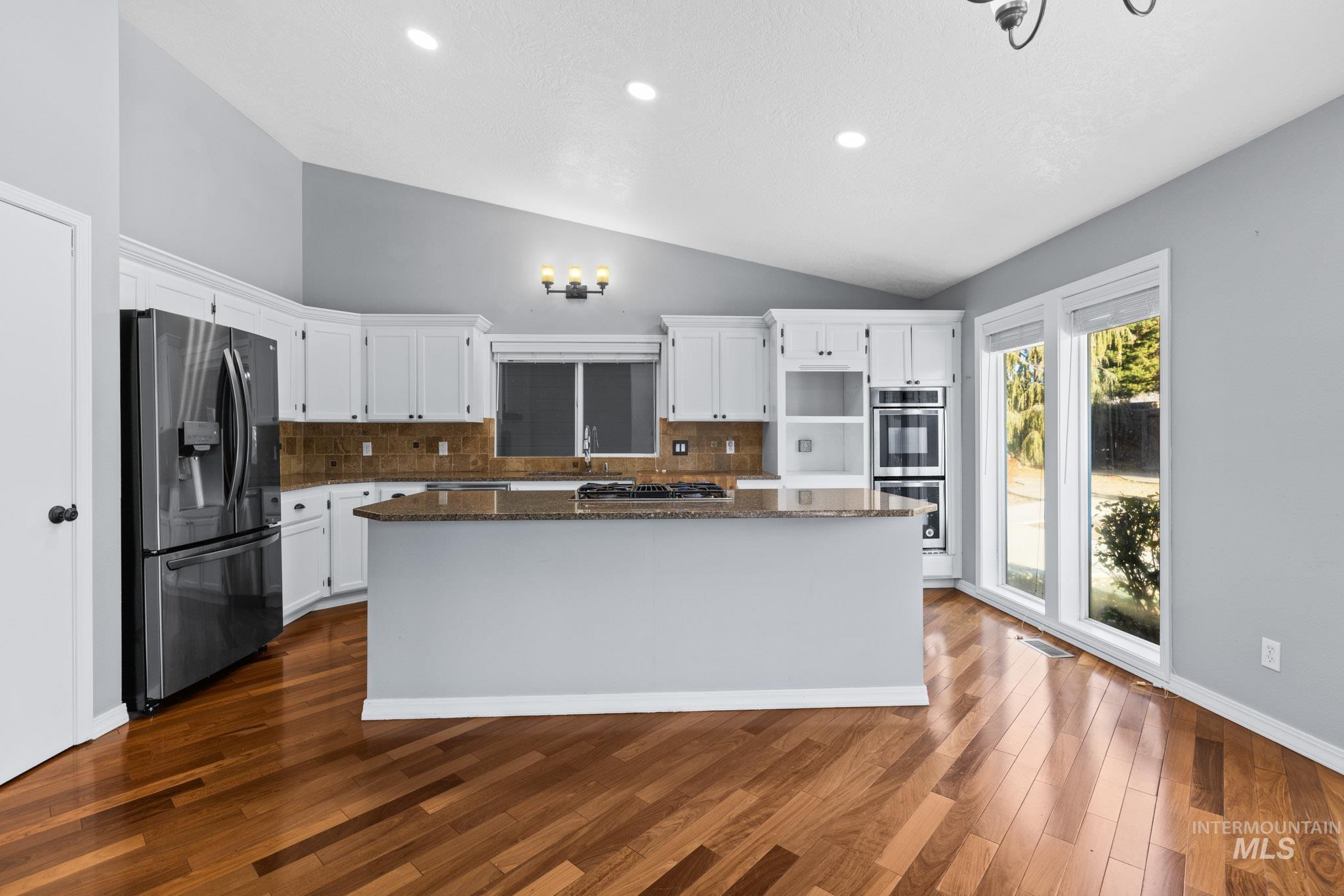 property viewer photo 22