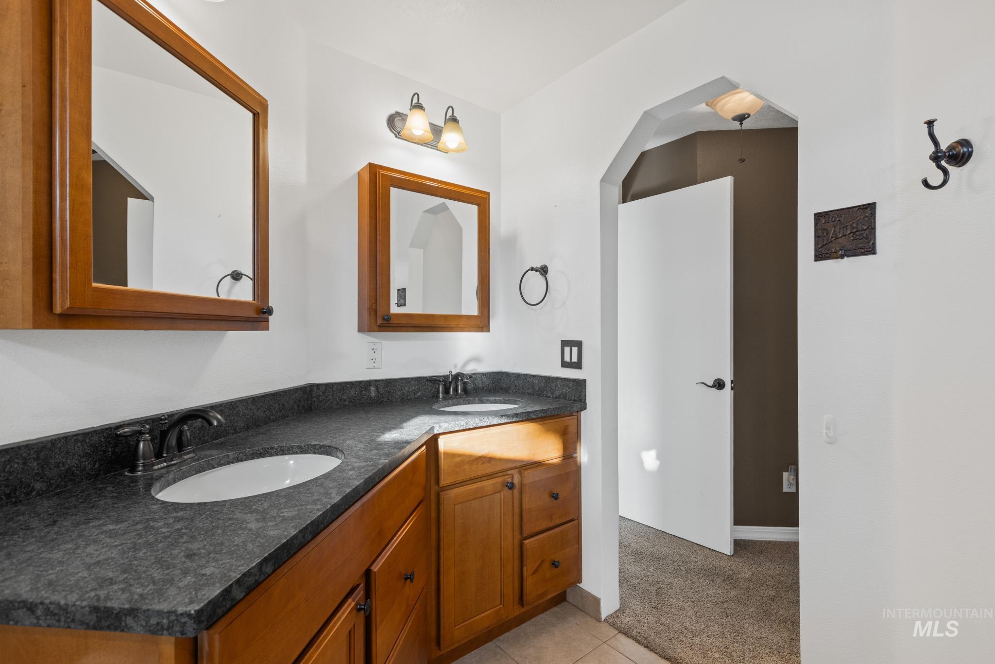 property viewer photo 41