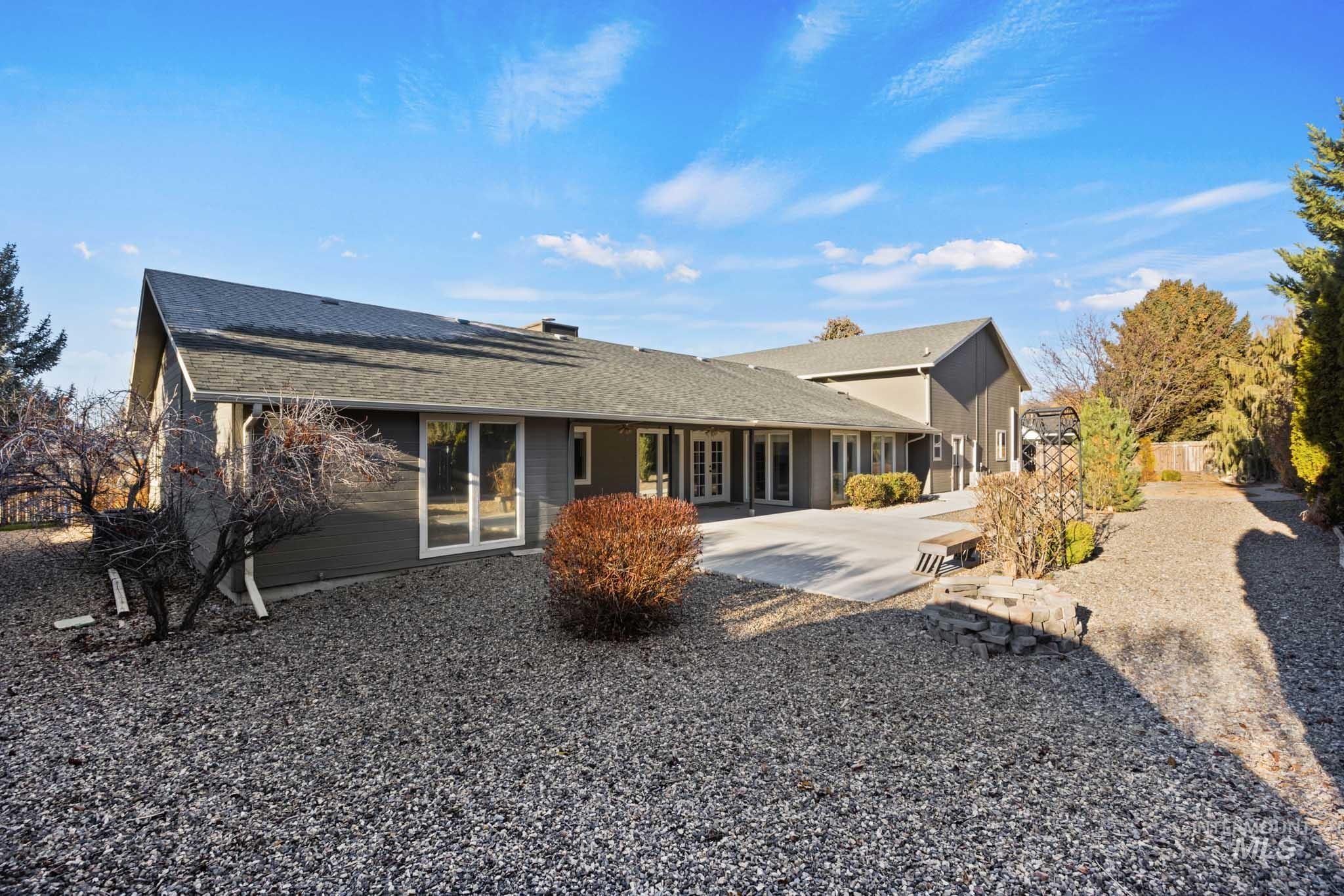 property viewer photo 9