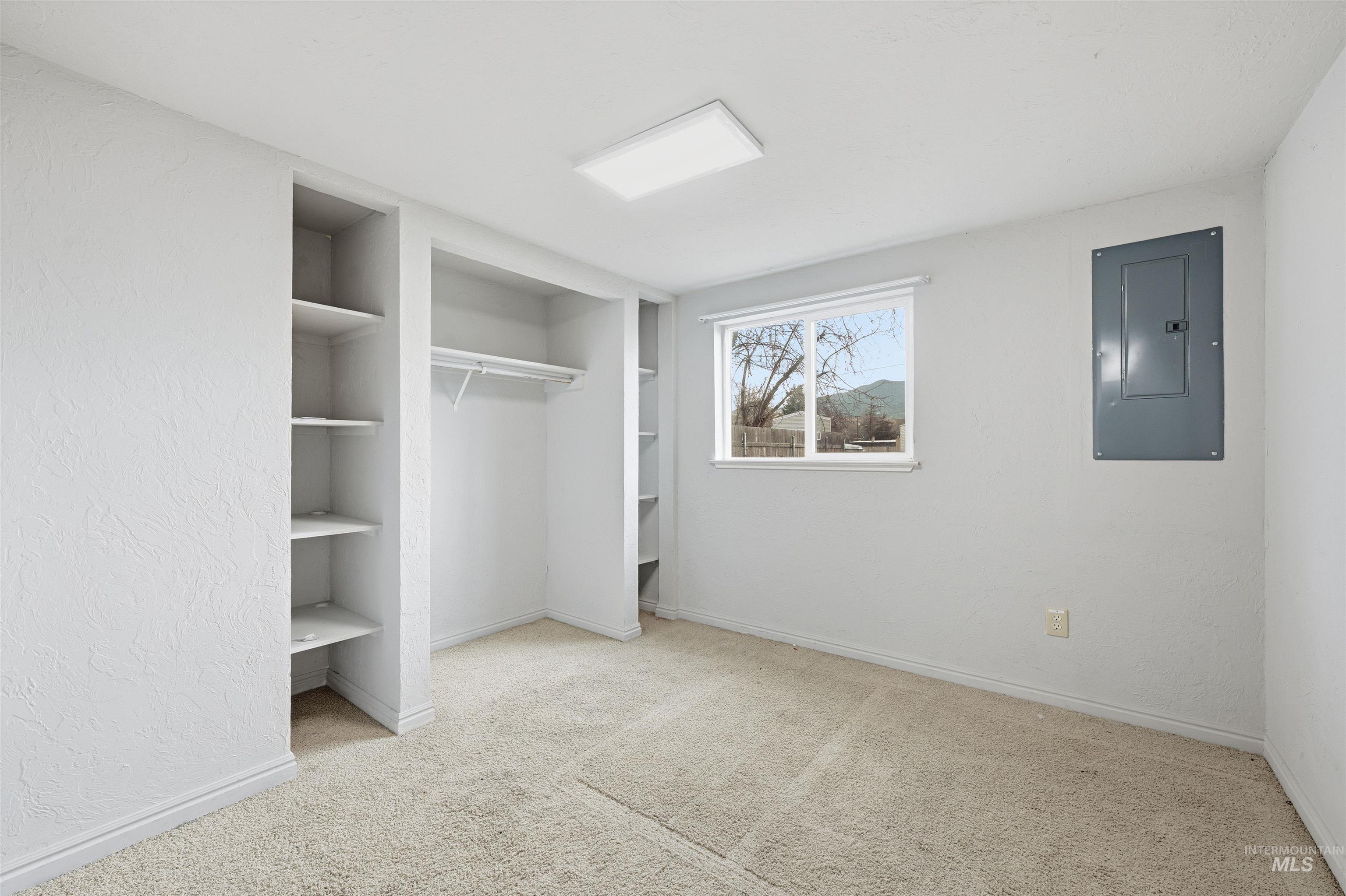 property viewer photo 10