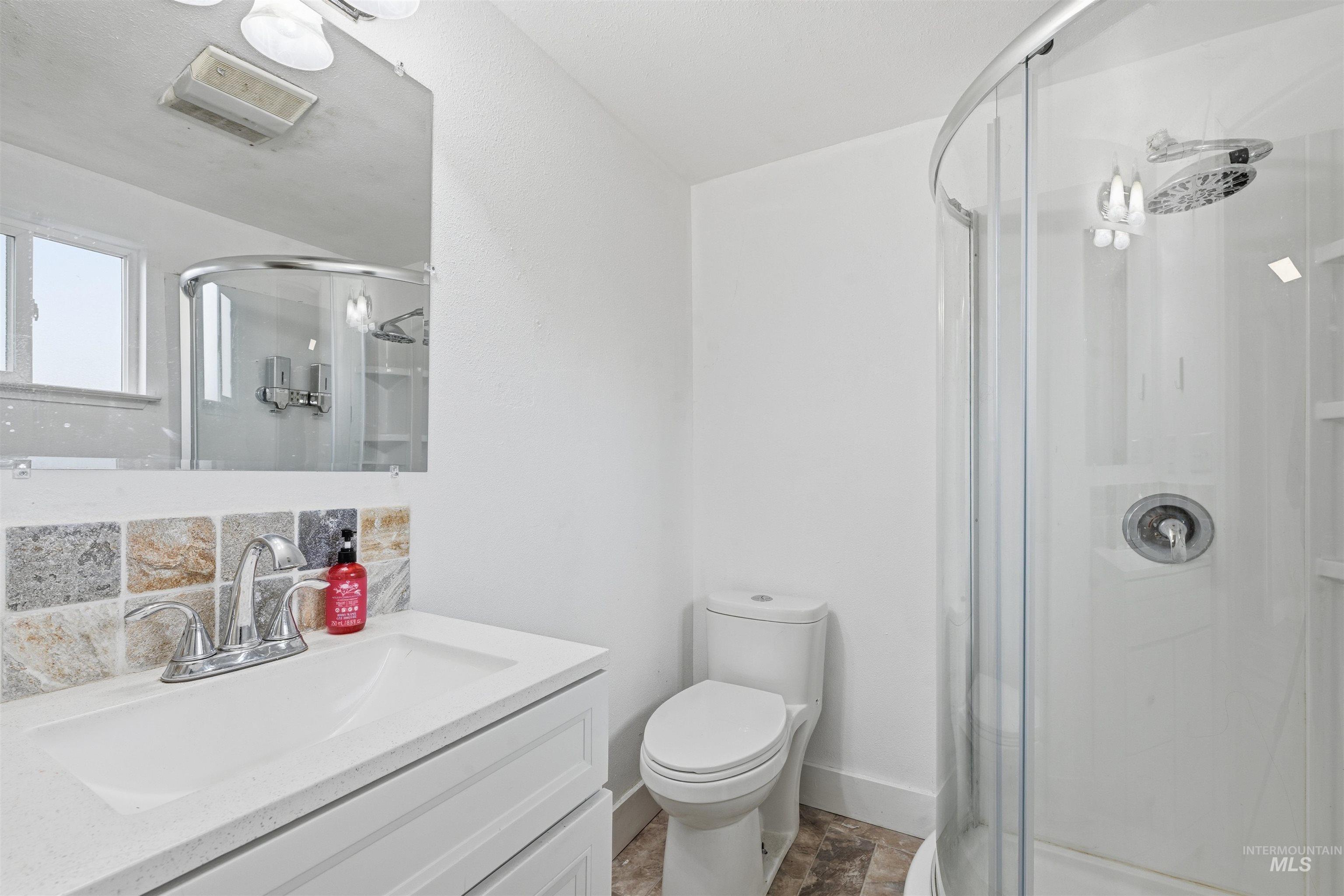 property viewer photo 15