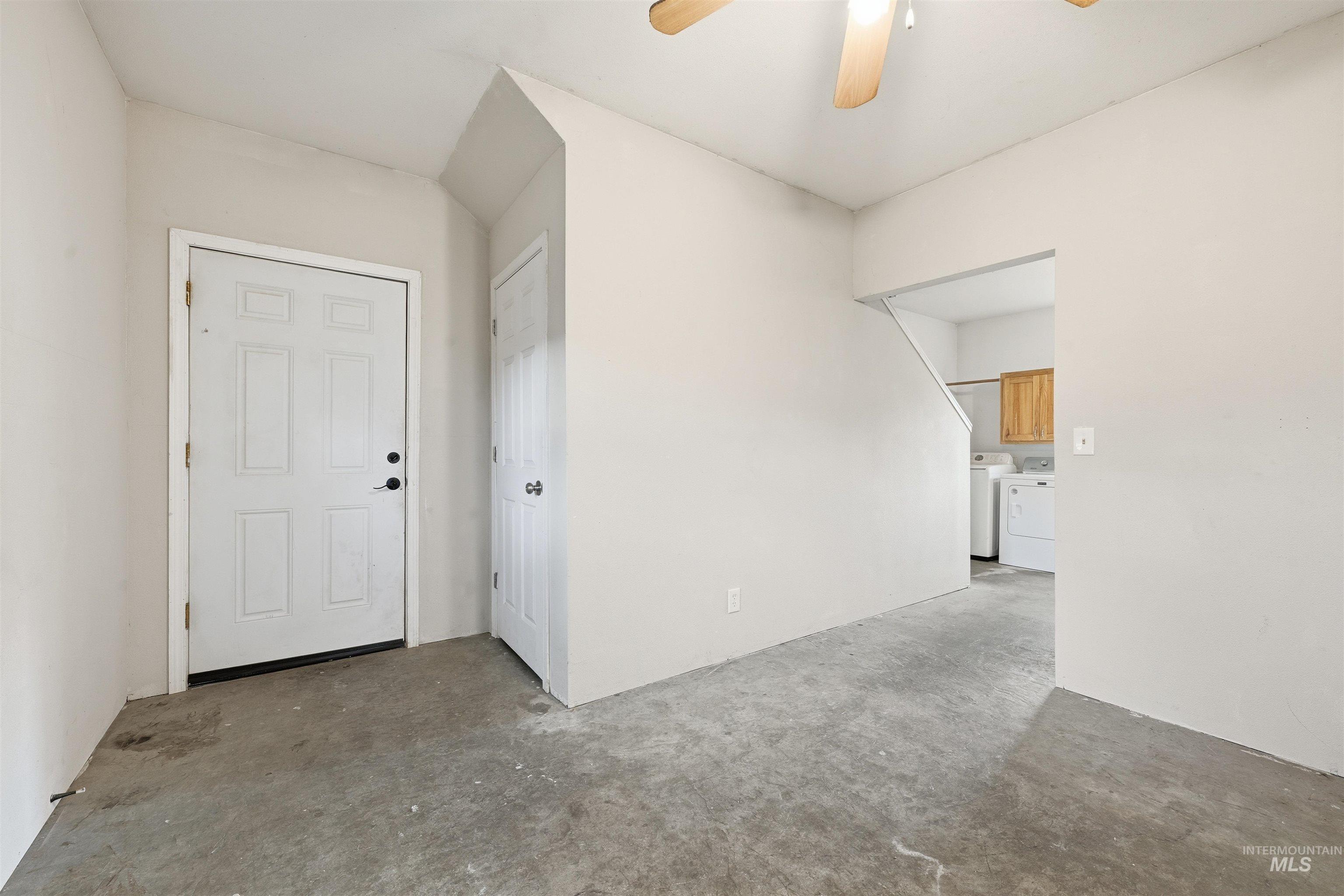 property viewer photo 22