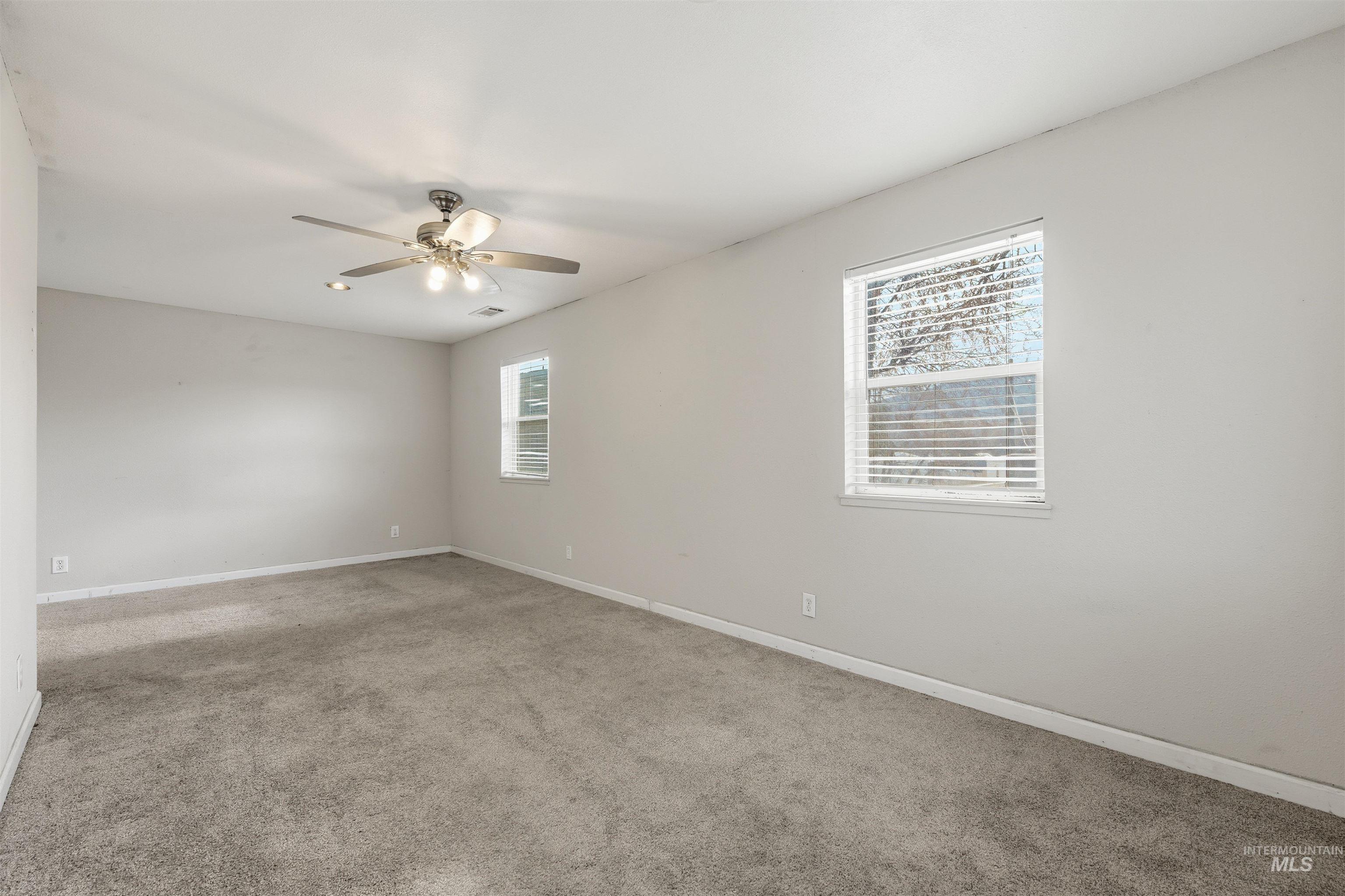 property viewer photo 27