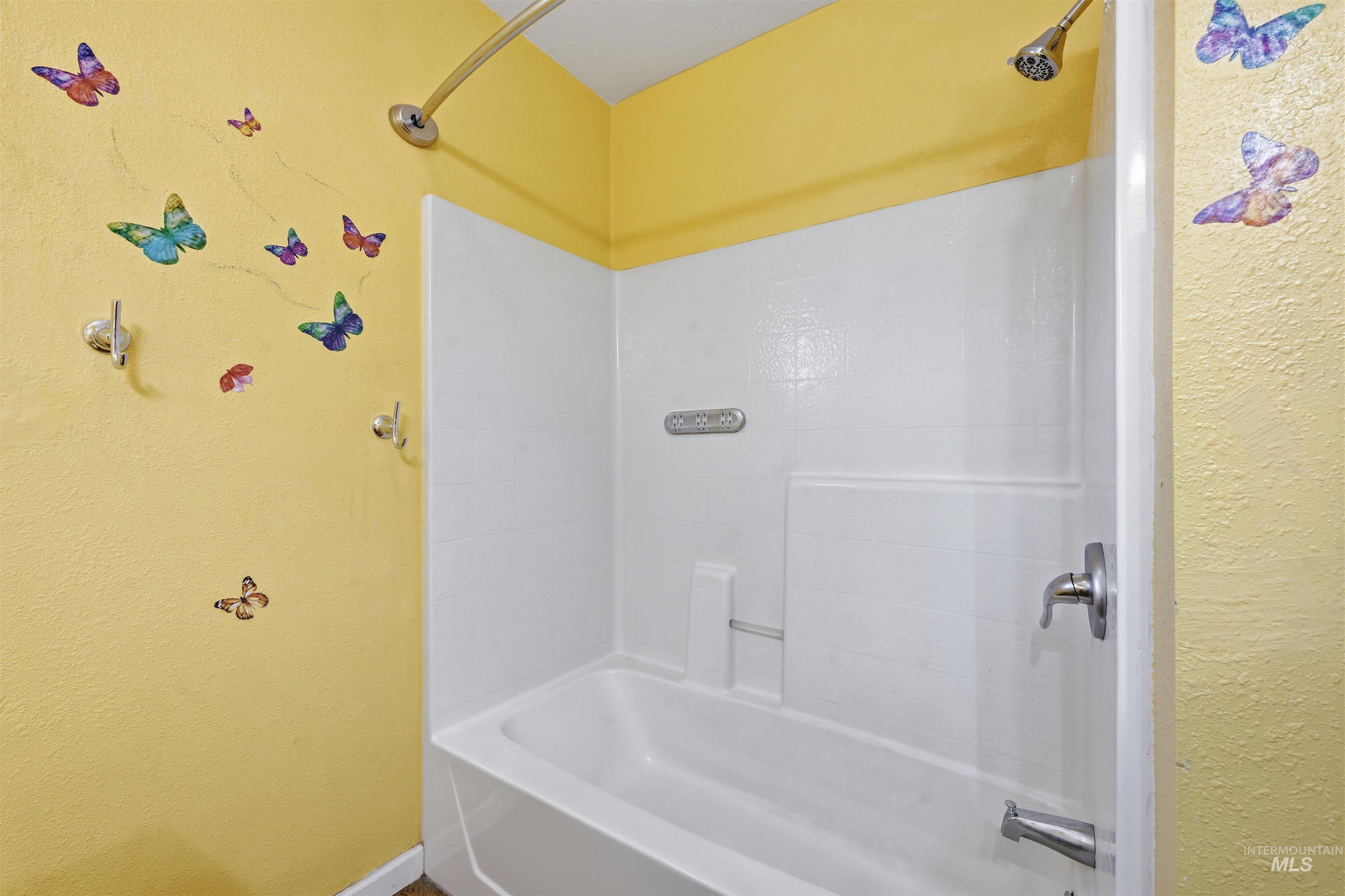 property viewer photo 30