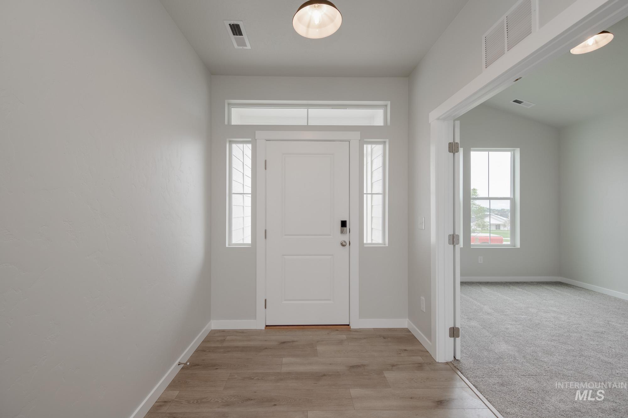 property viewer photo 1