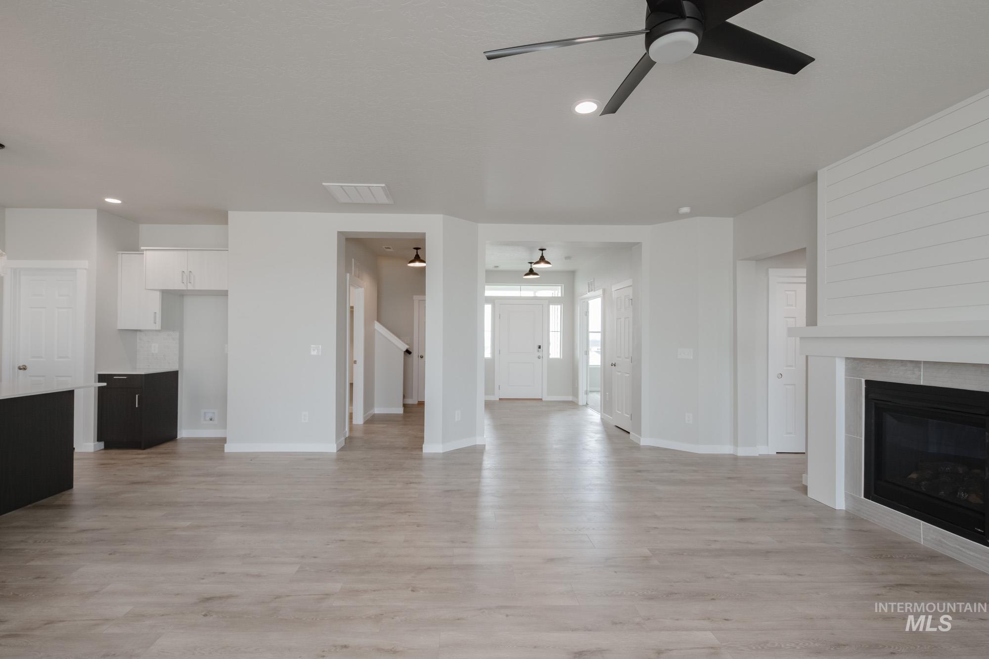 property viewer photo 13