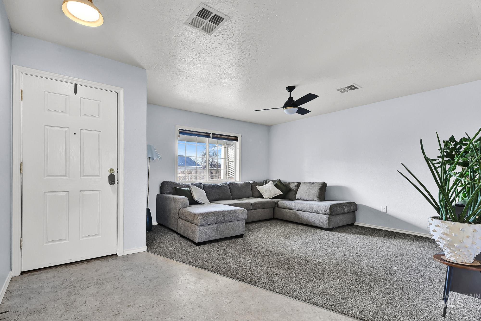 property viewer photo 10
