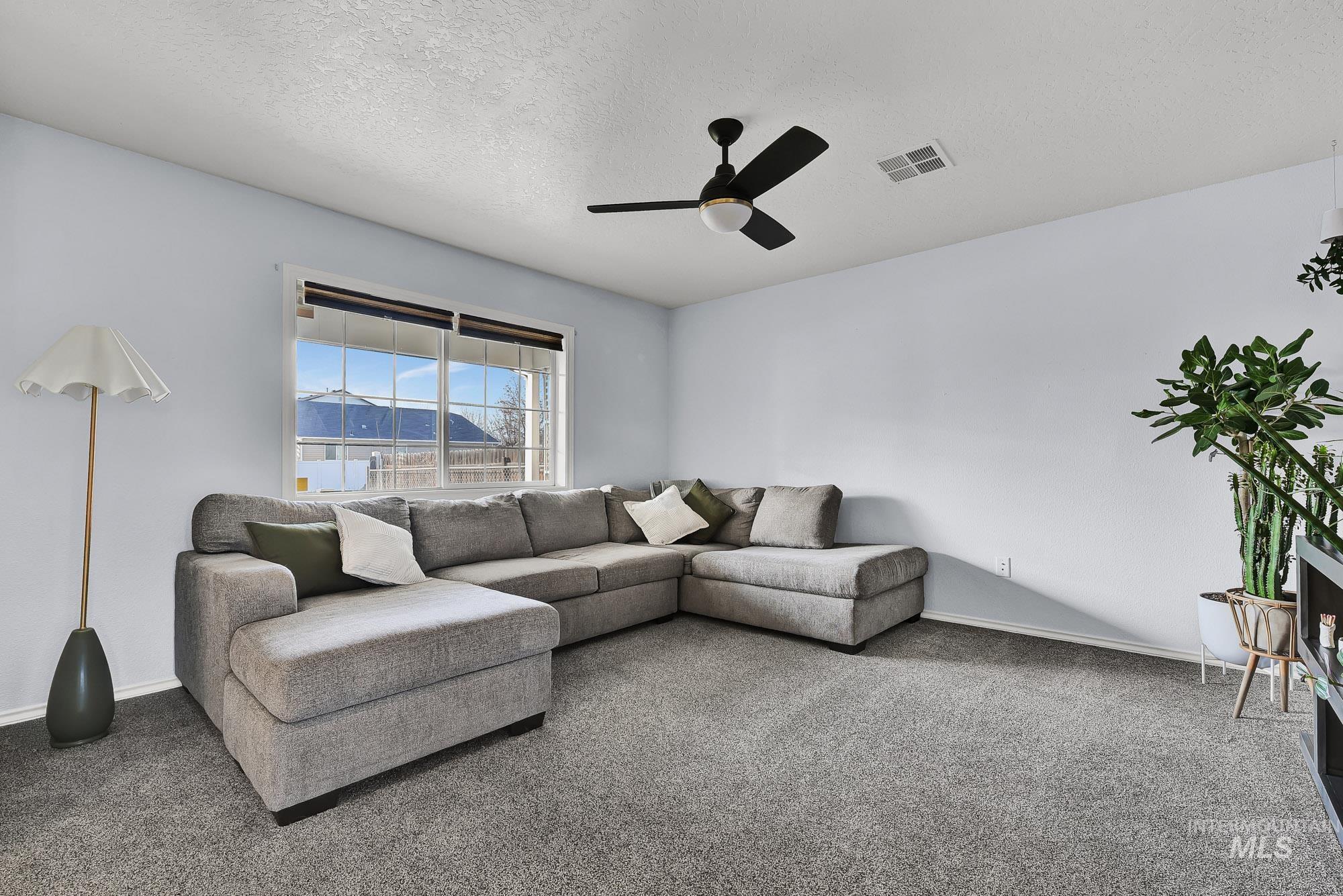 property viewer photo 11